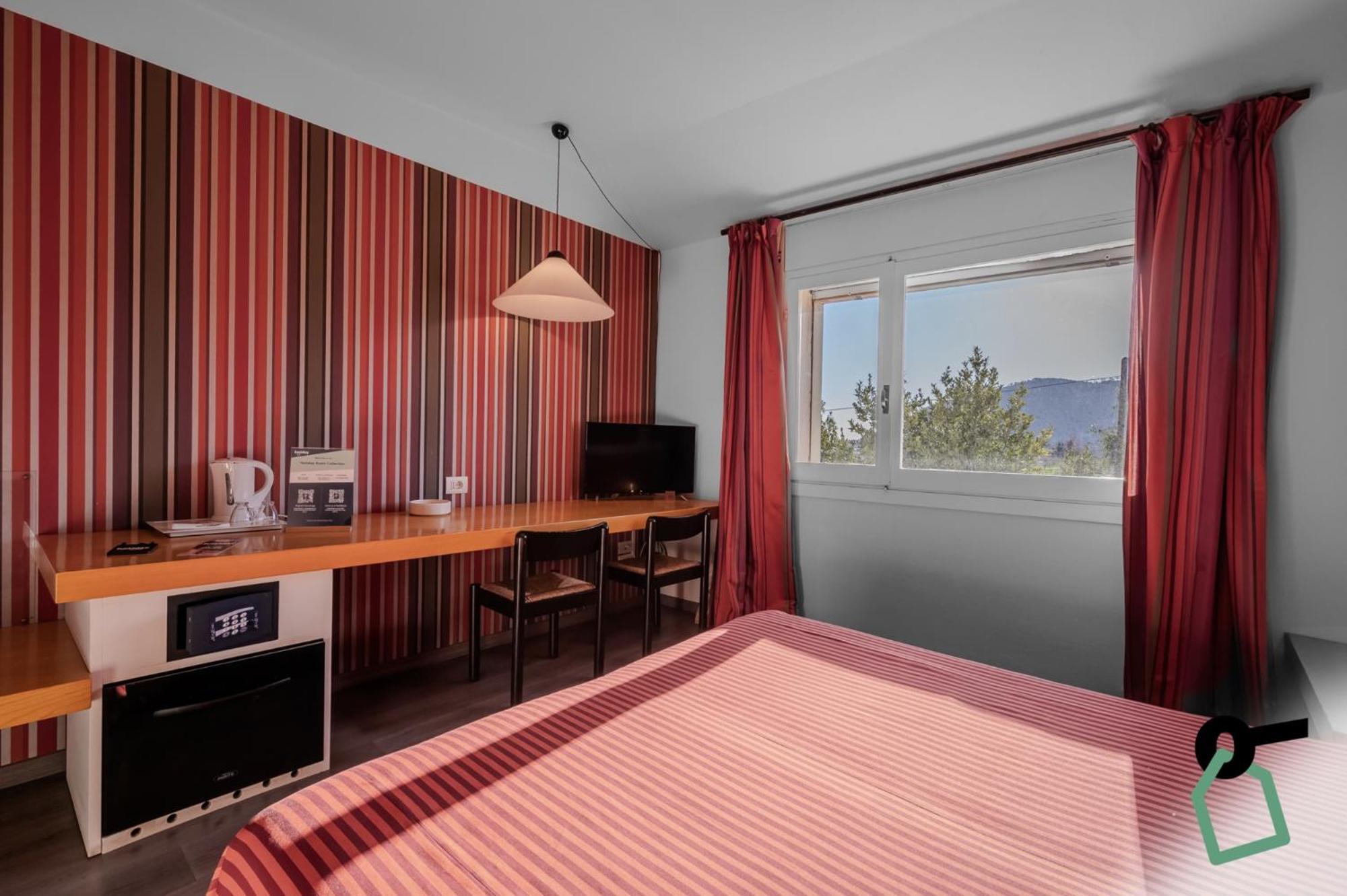 Double or Twin Room photo 2