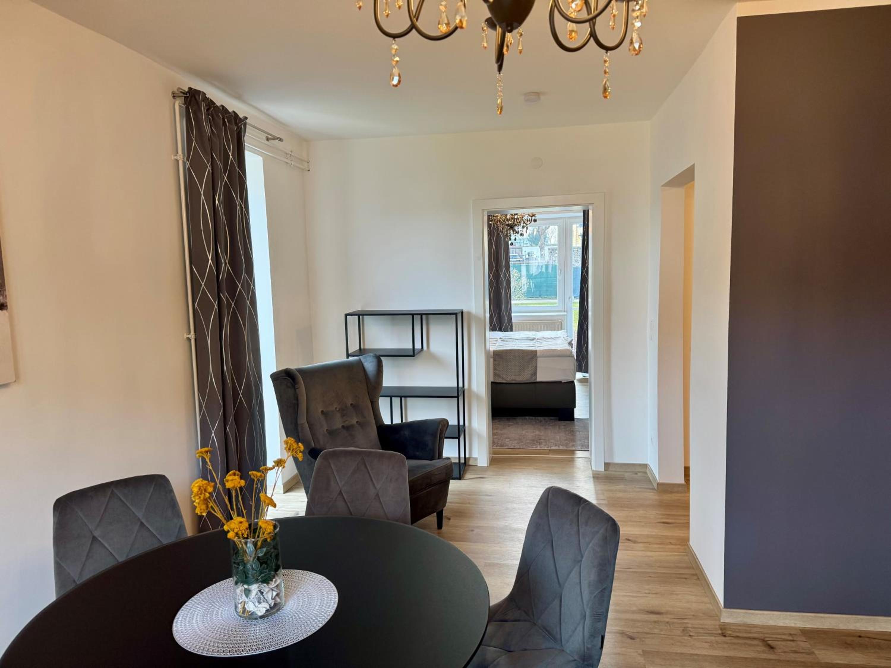 Two-Bedroom Apartment with View - Photo 1