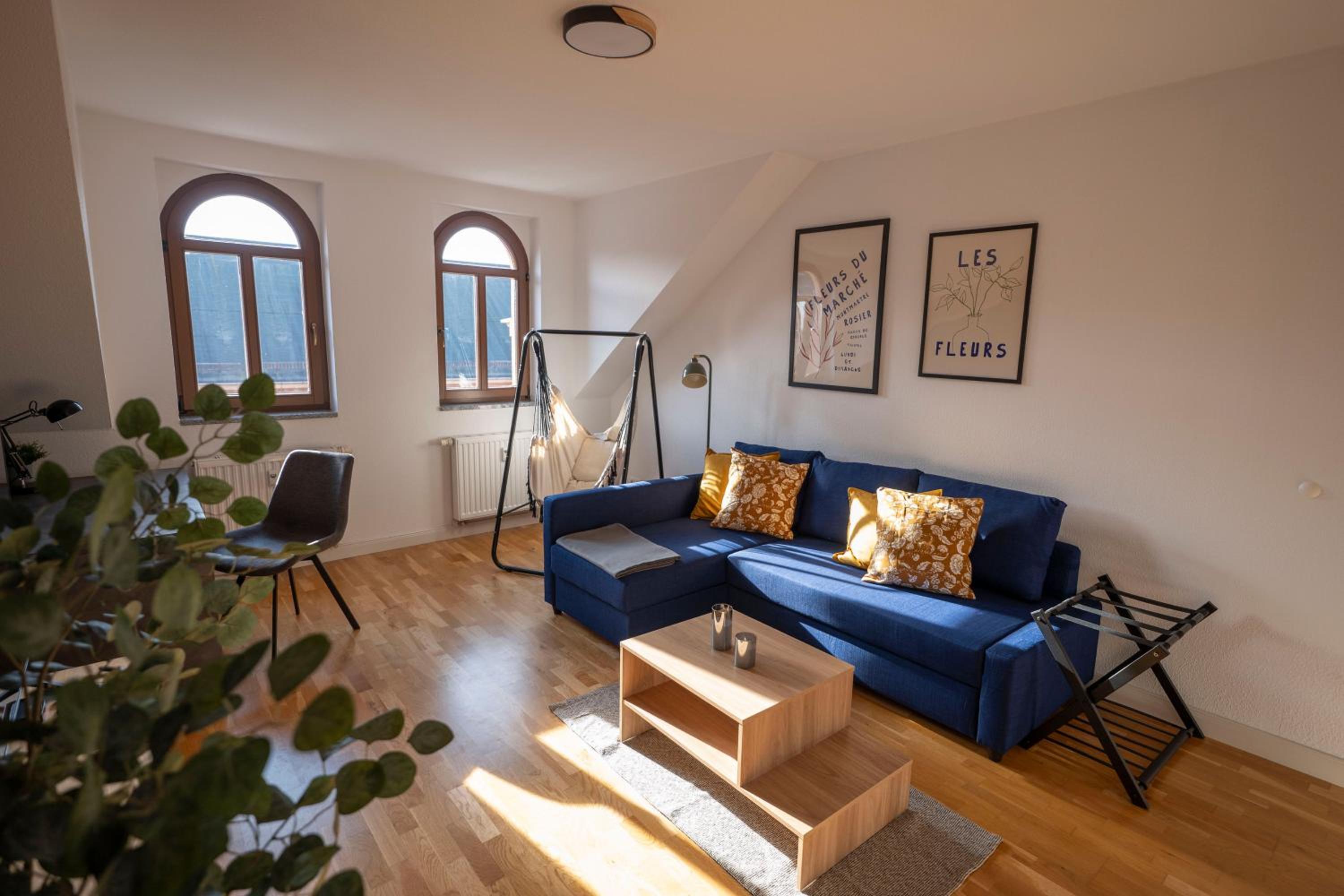 One-Bedroom Apartment photo 1