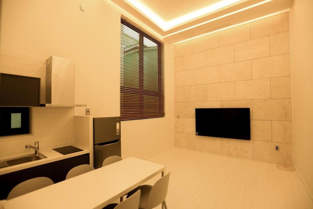 Quadruple Room 7 photo 2