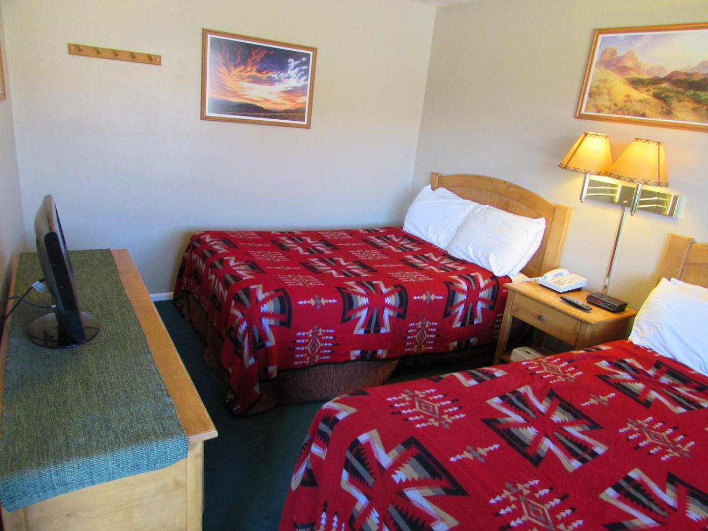 Double or Twin Room photo 2