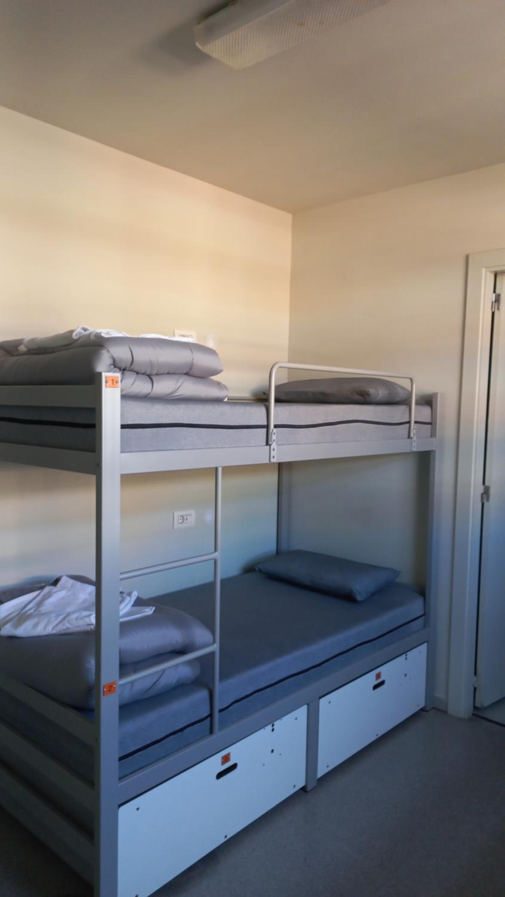 Single Room with Private Bathroom photo 2