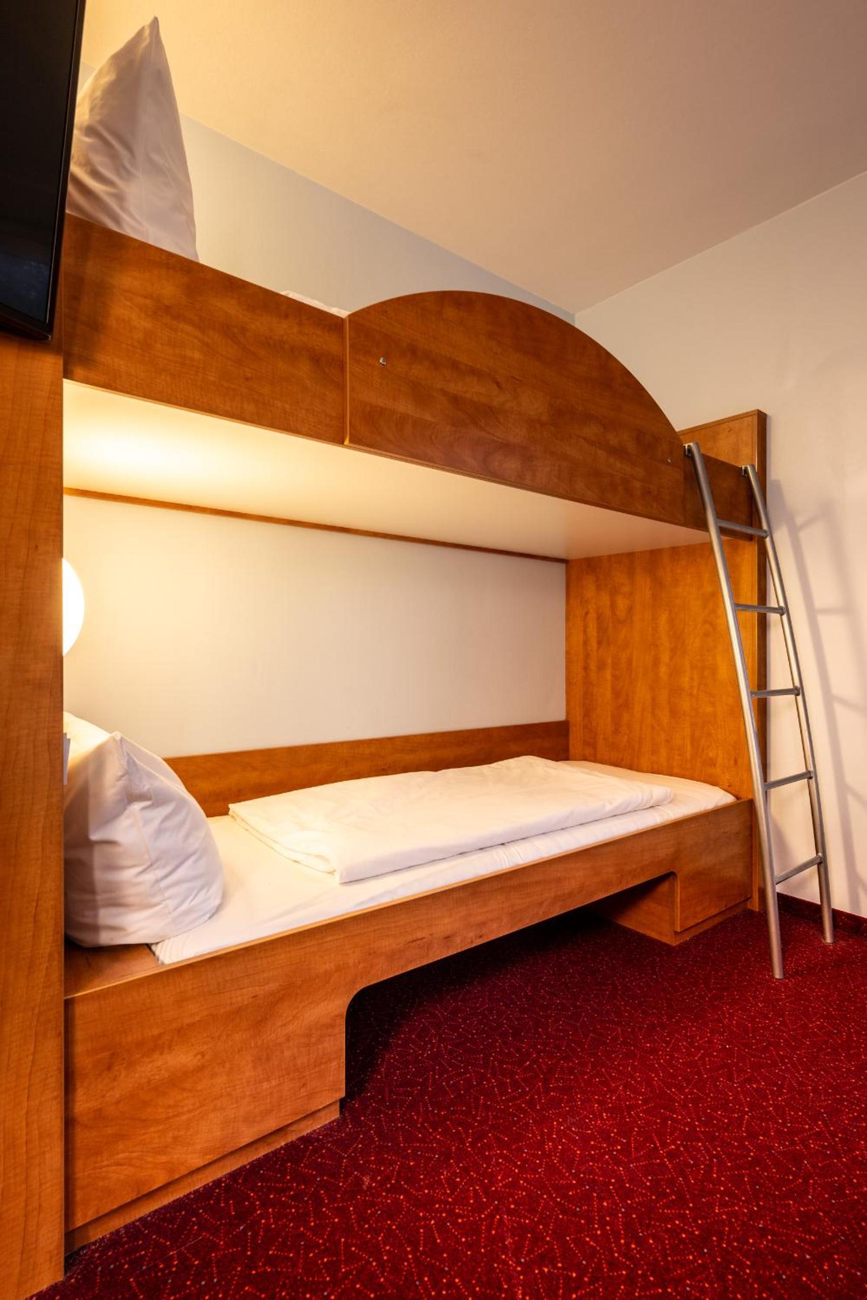 Quadruple Room photo 3