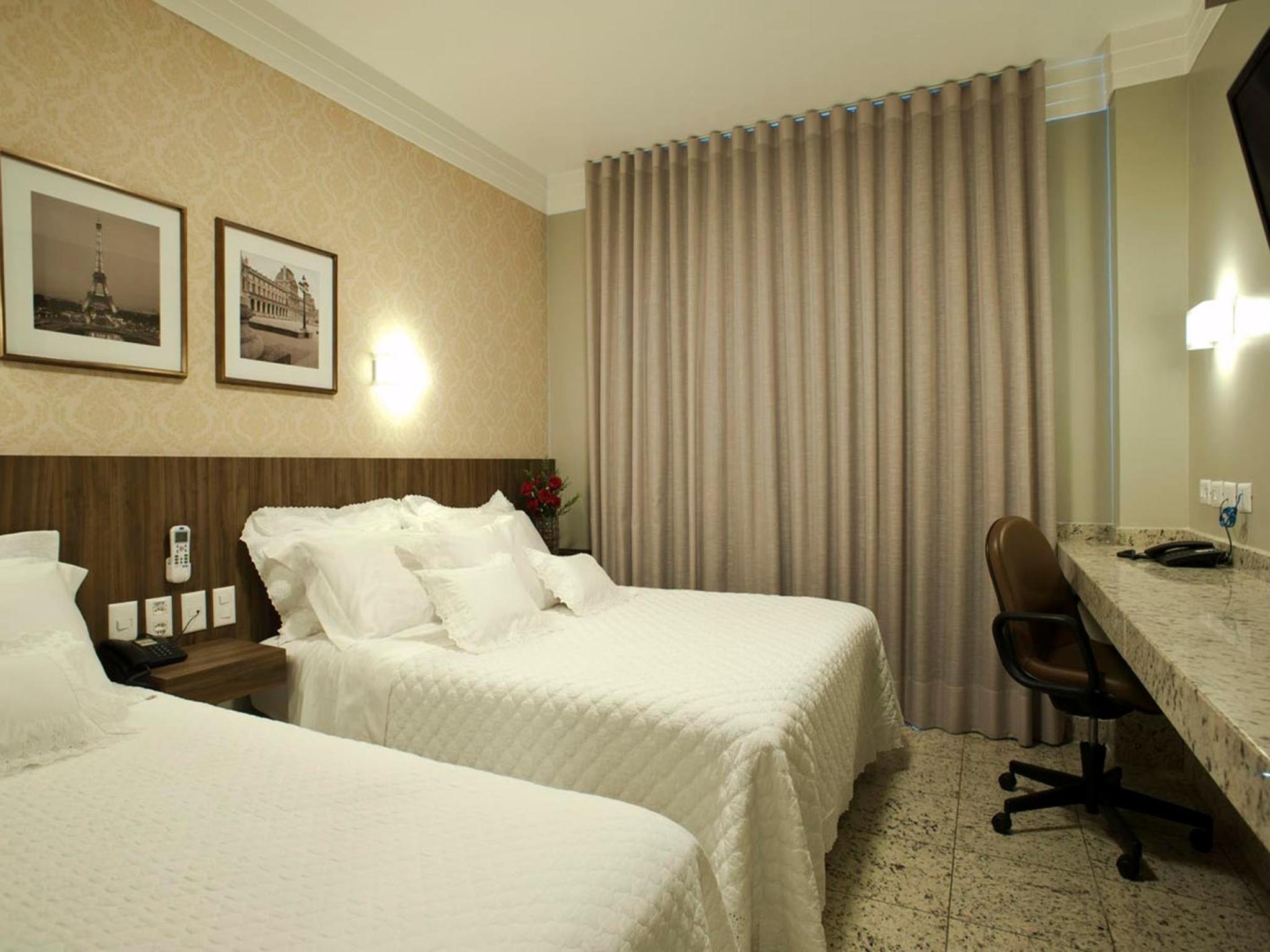 Queen Suite