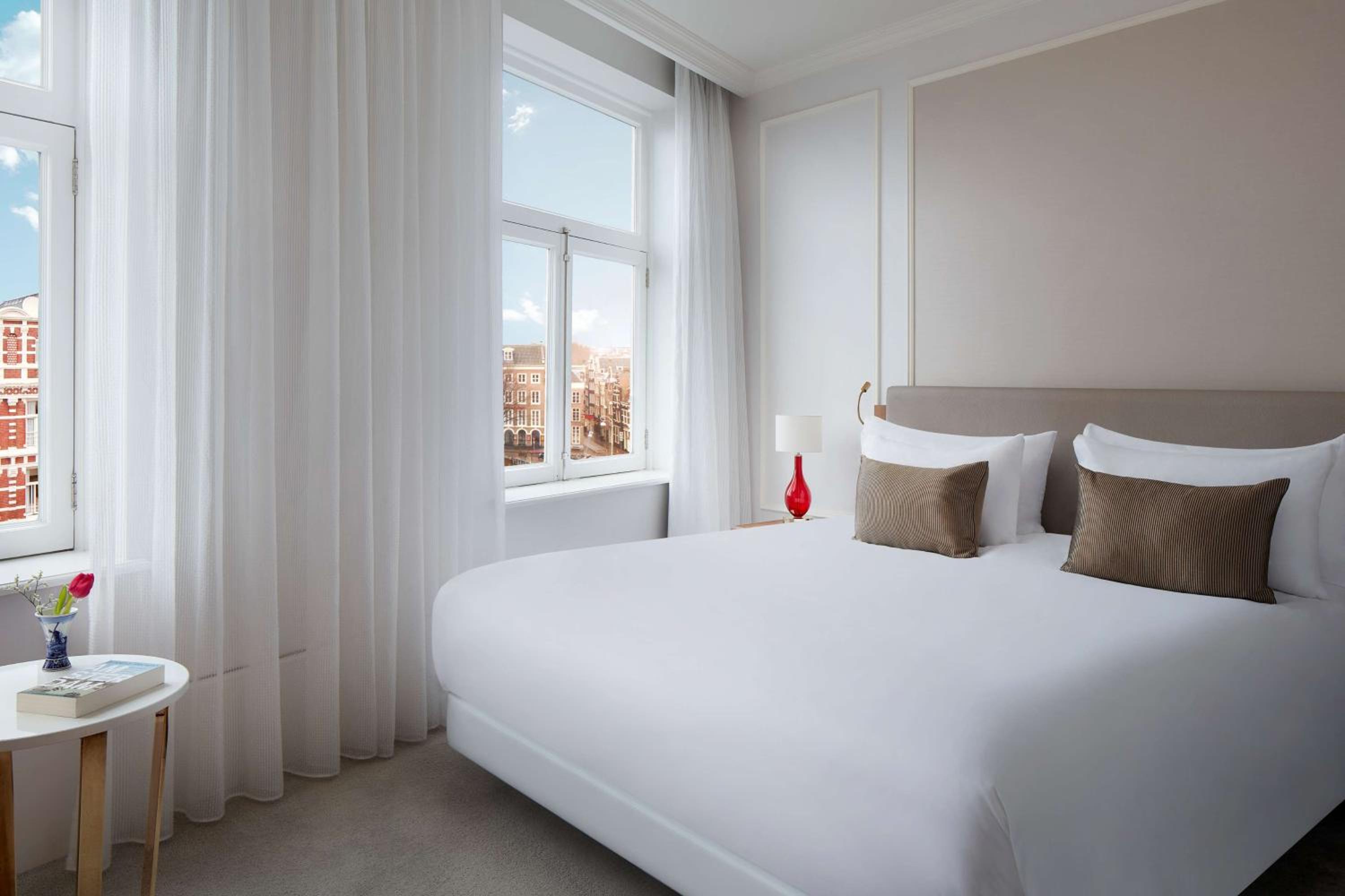 Deluxe Room with City View and Balcony