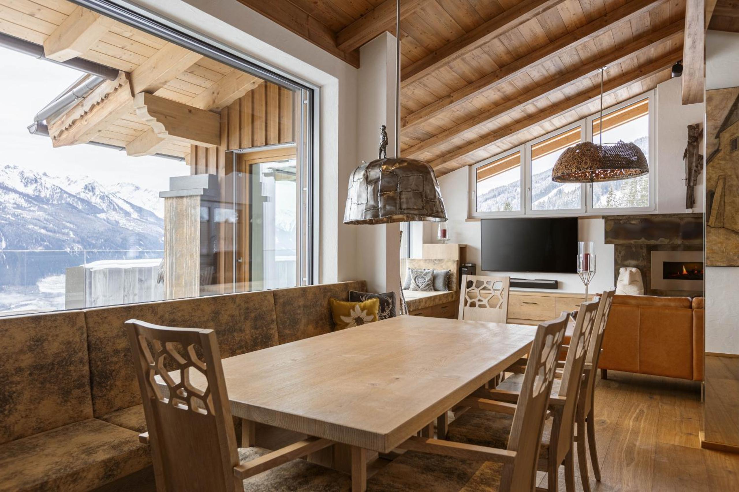Penthouse Apartment photo 2