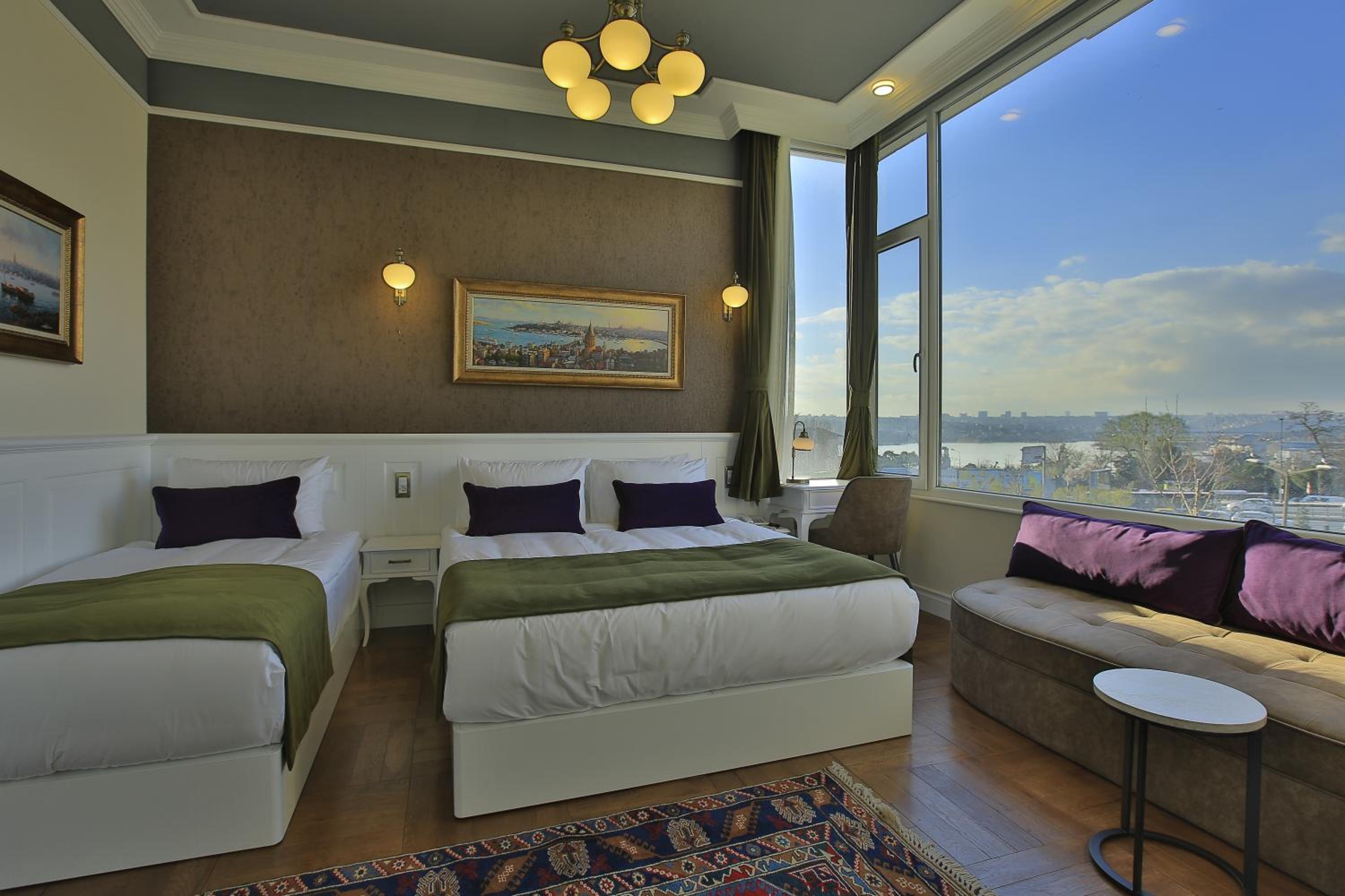 Deluxe Room with Sea View