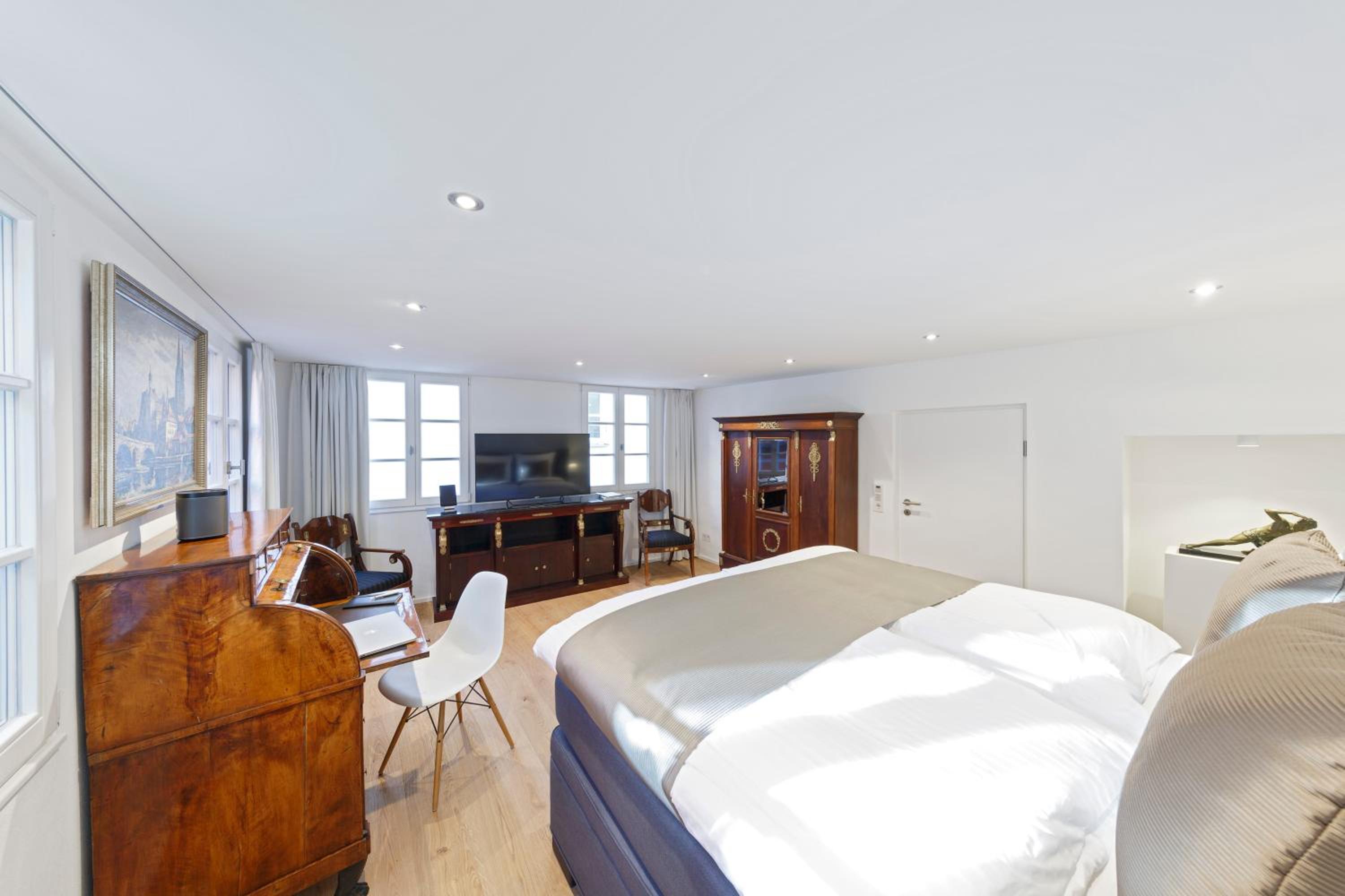 Apartment Suite photo 2