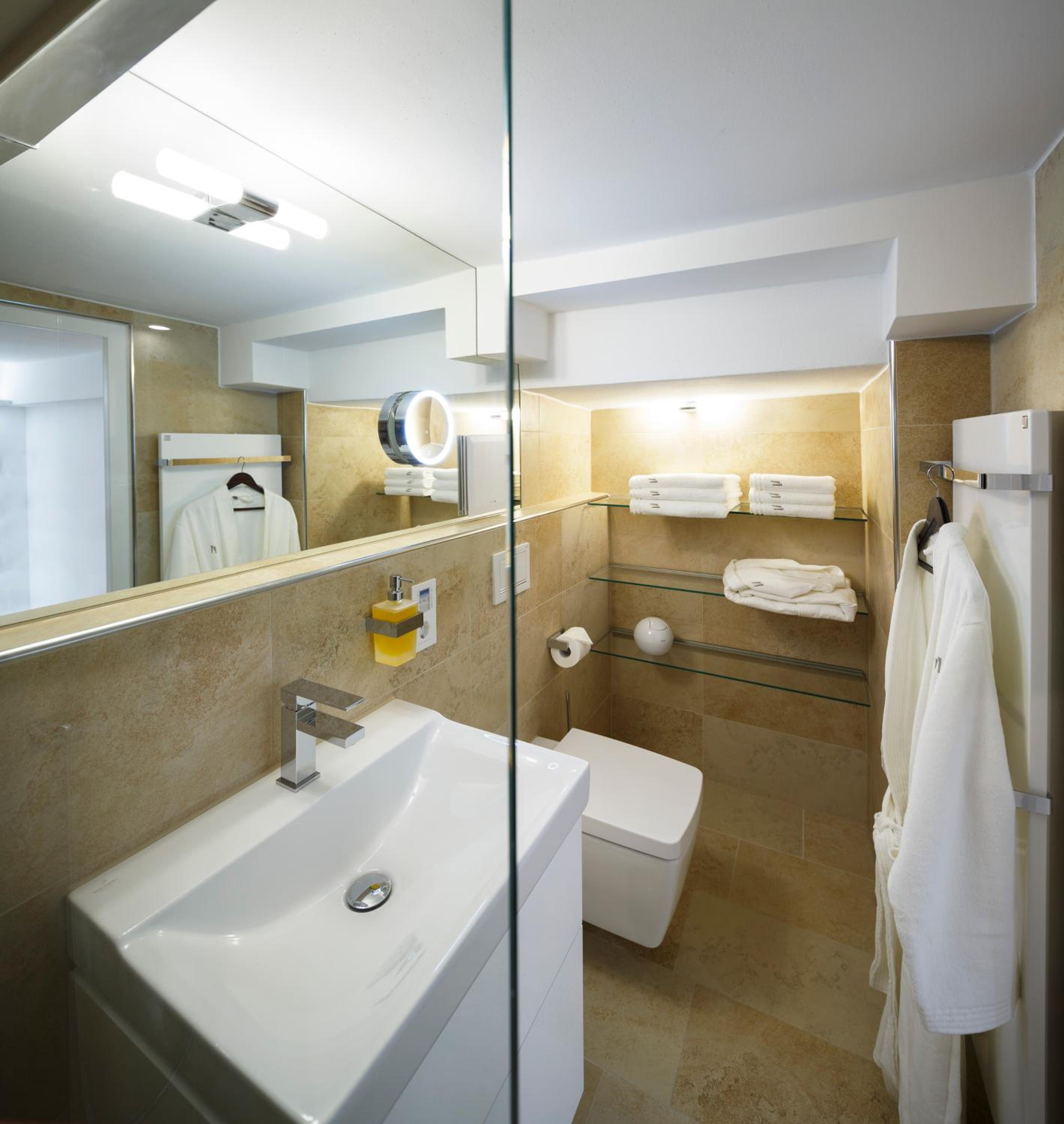 Apartment Suite photo 3