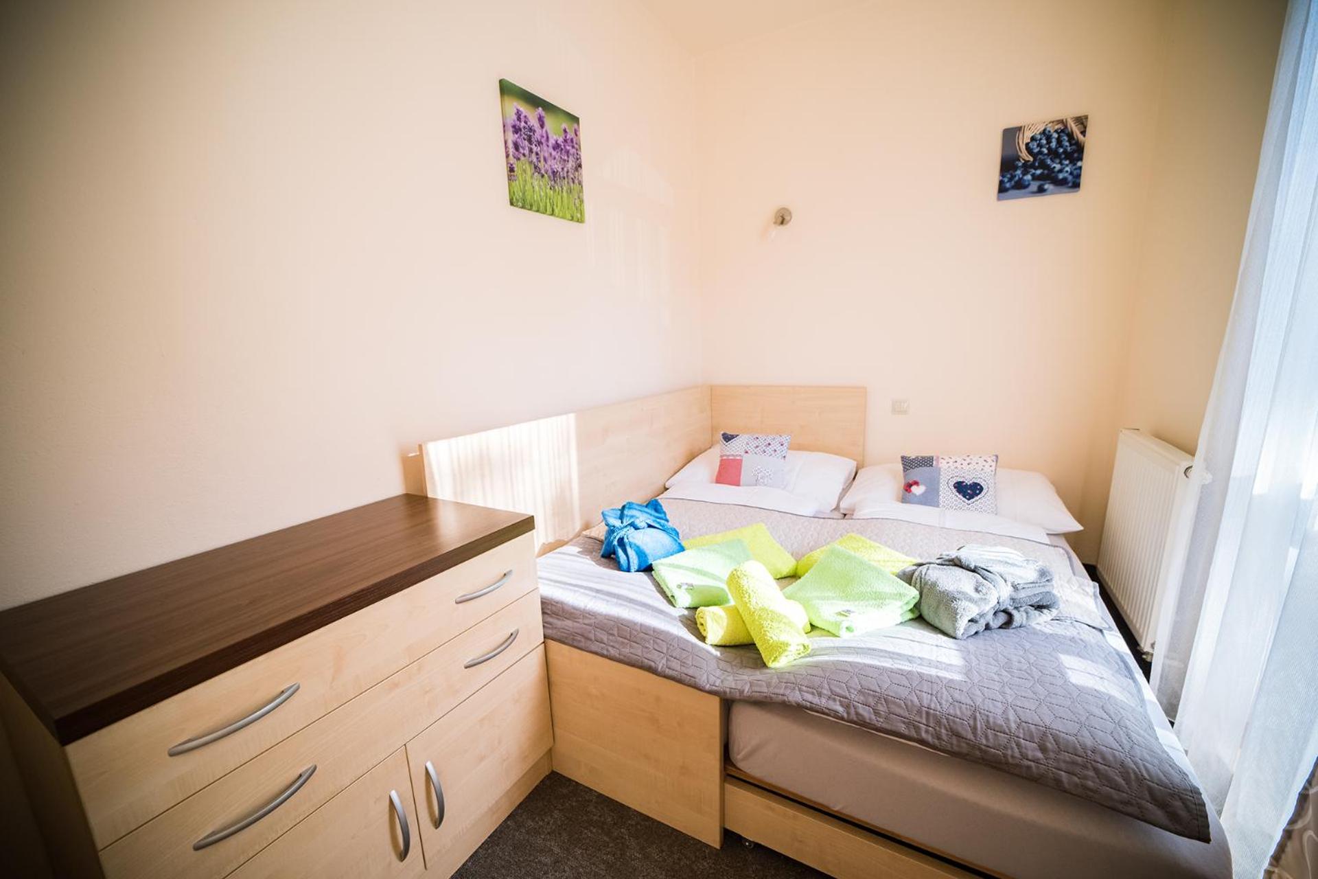 Two-Bedroom Deluxe Apartment with Balcony photo 2