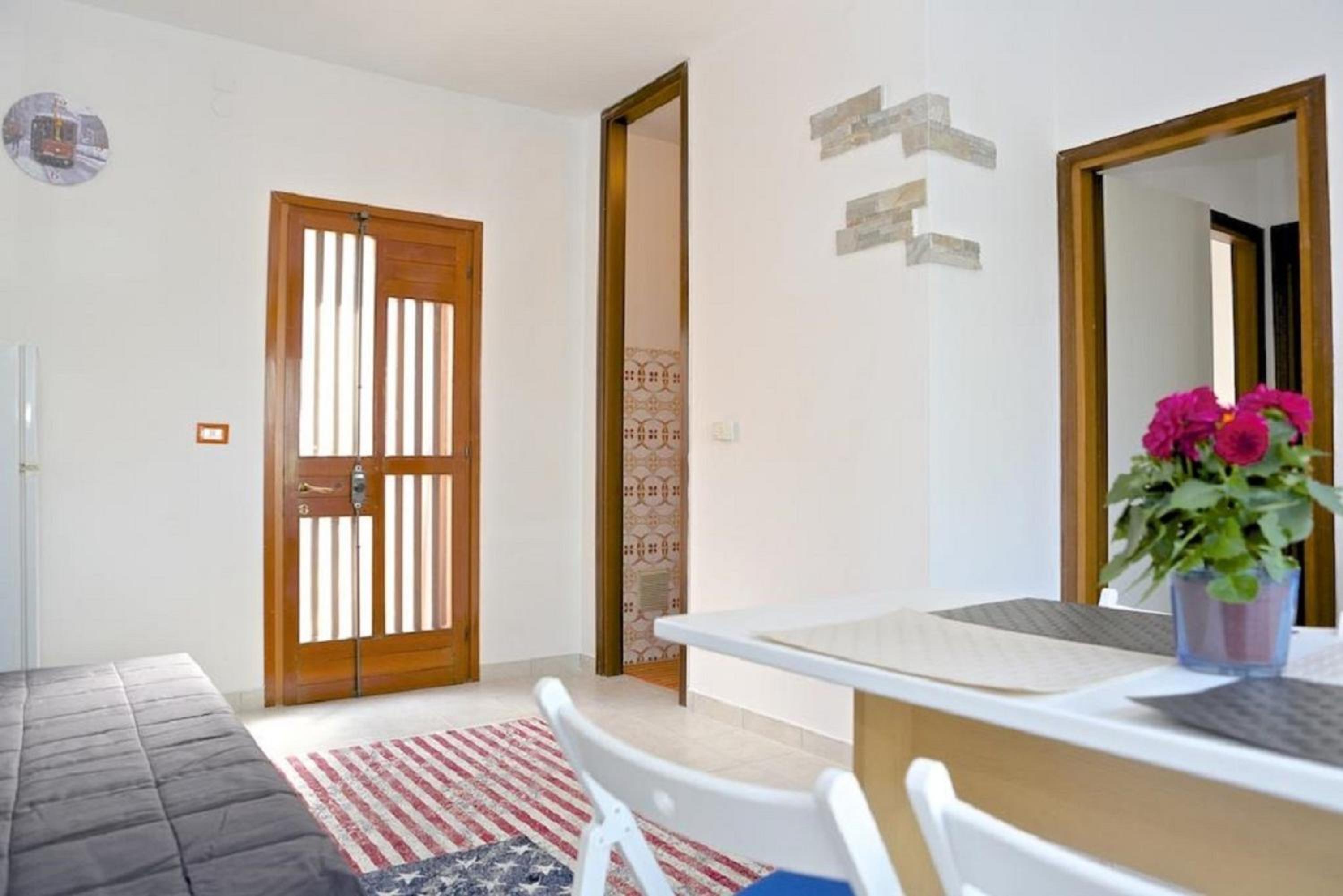 Two-Bedroom Apartment D16 photo 1