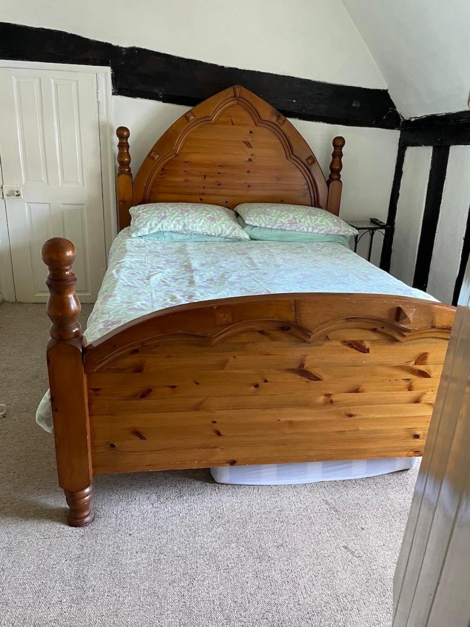 Double Room with Shared Bathroom