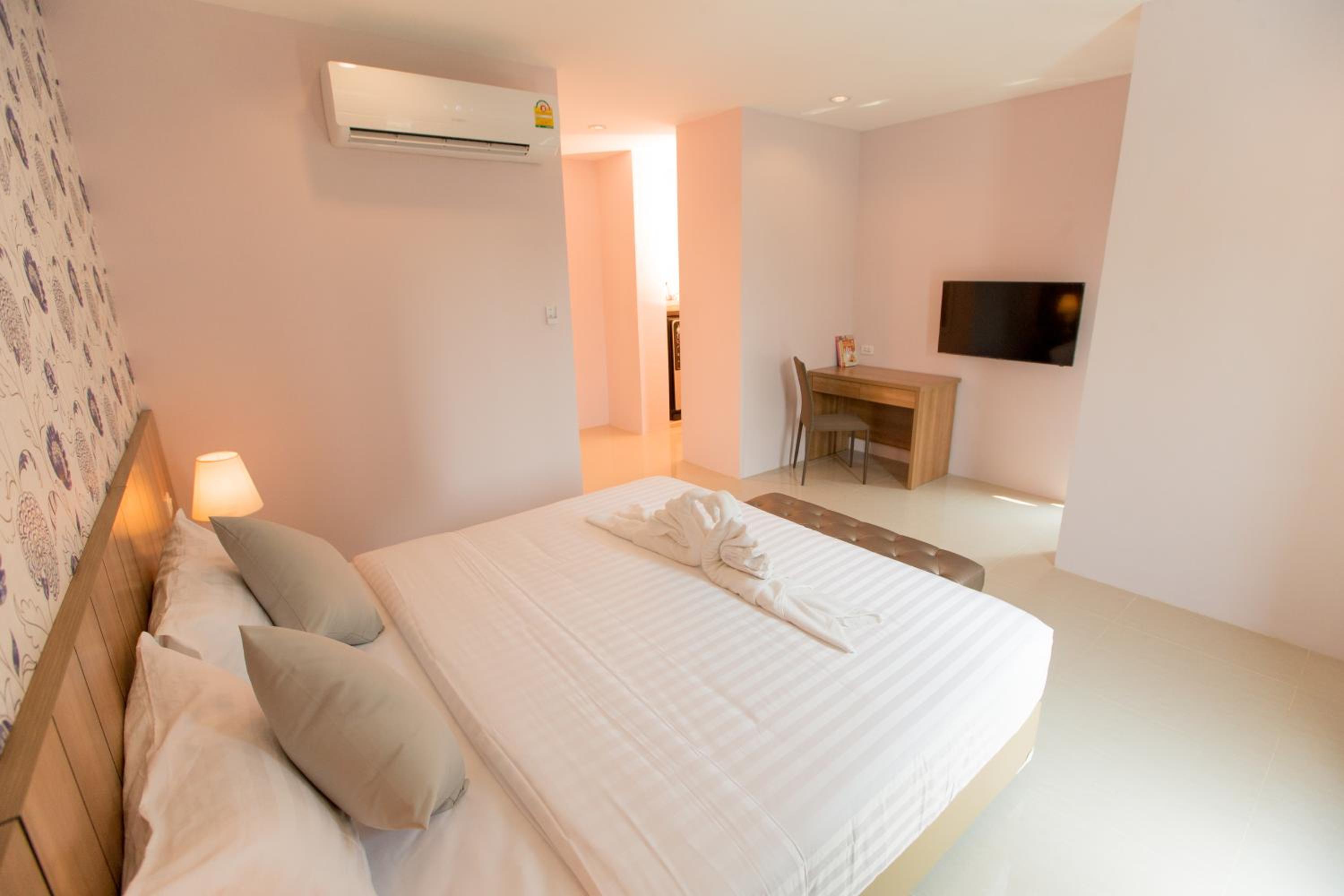 Premium Double Room photo 3