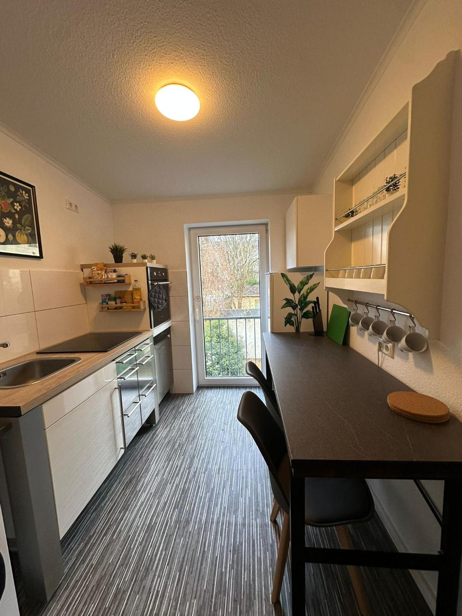 One-Bedroom Apartment photo 2