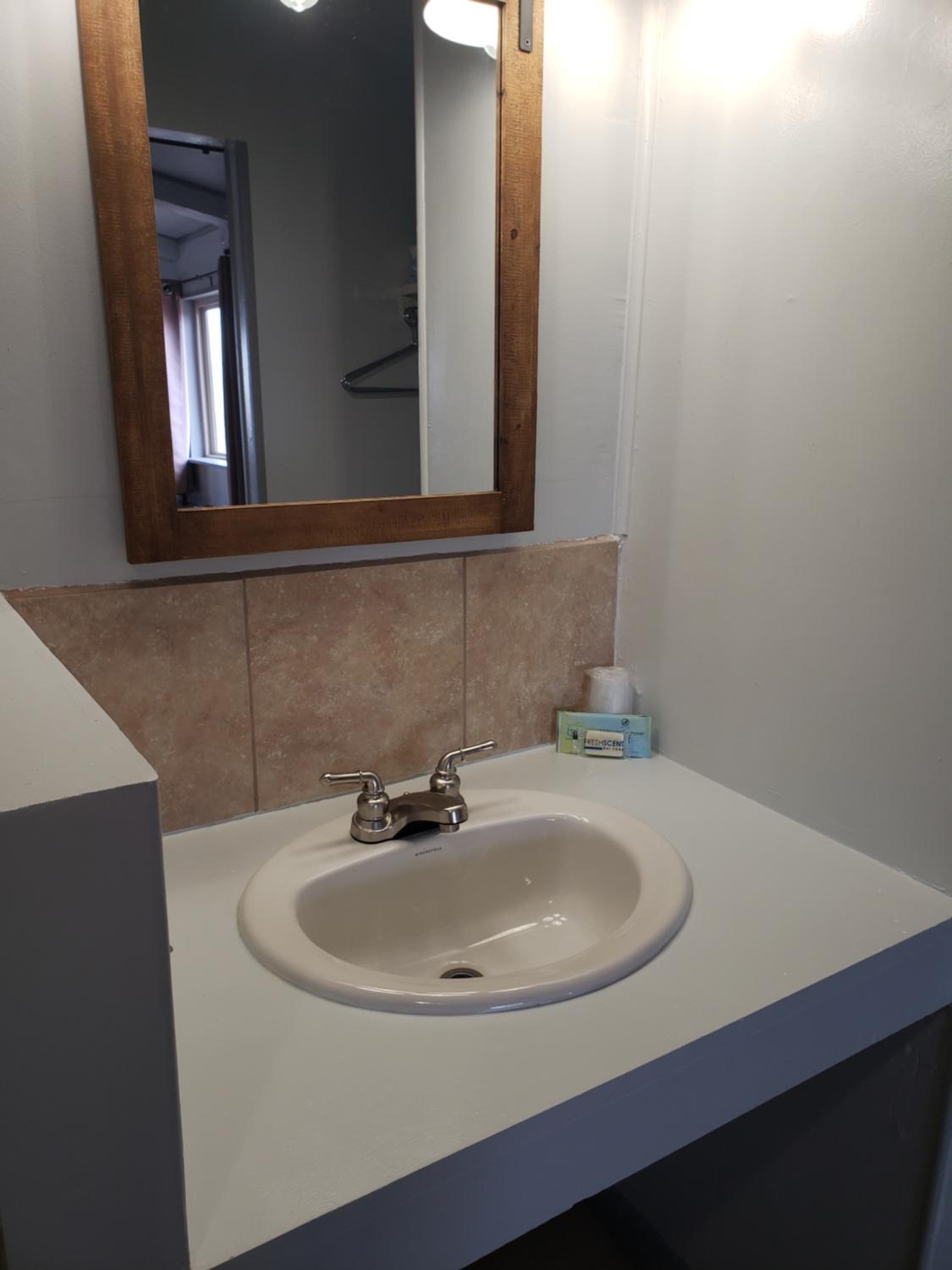 Deluxe King Suite photo 2