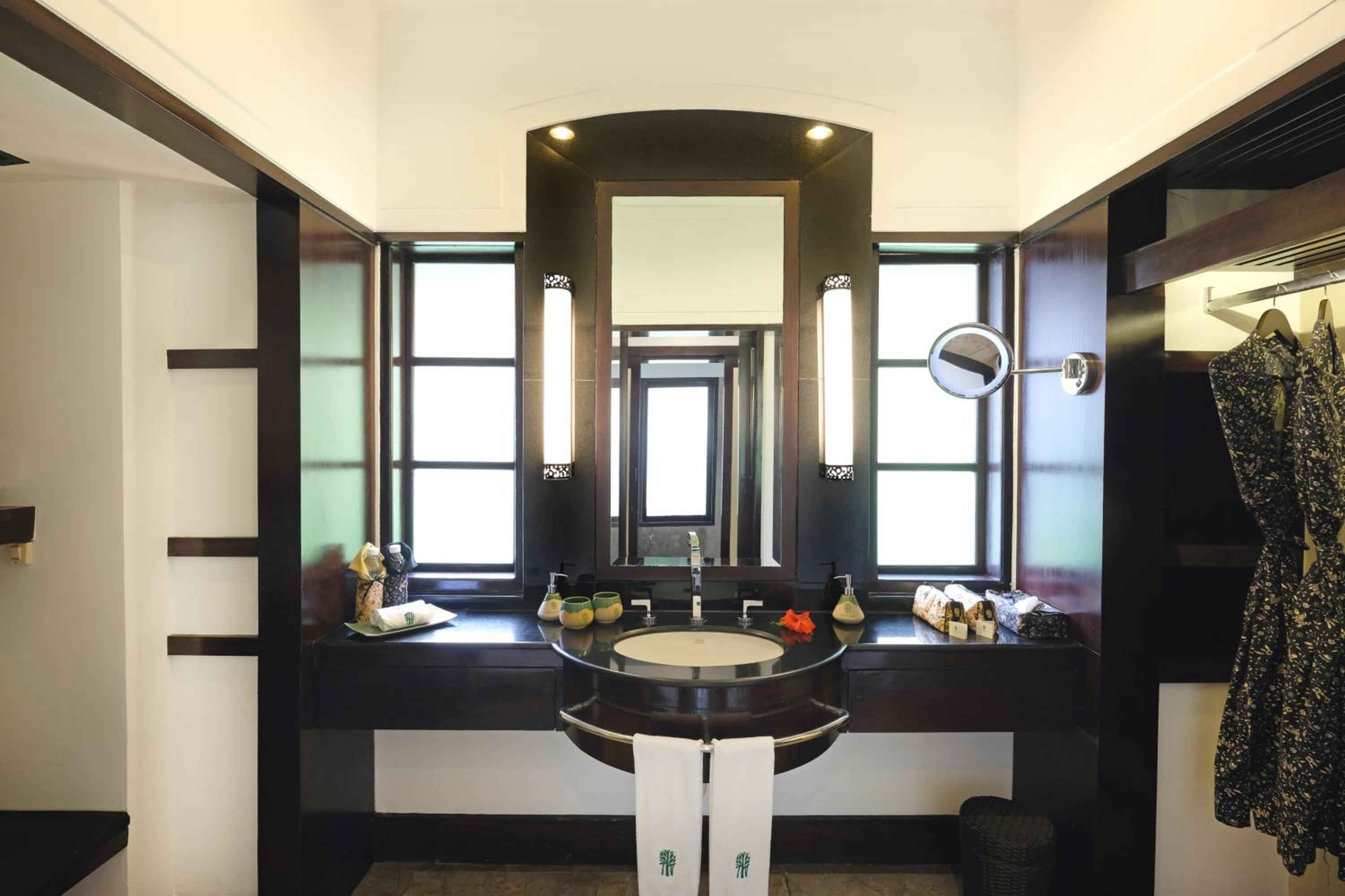 Rainforest Seaview Villa - Photo 5