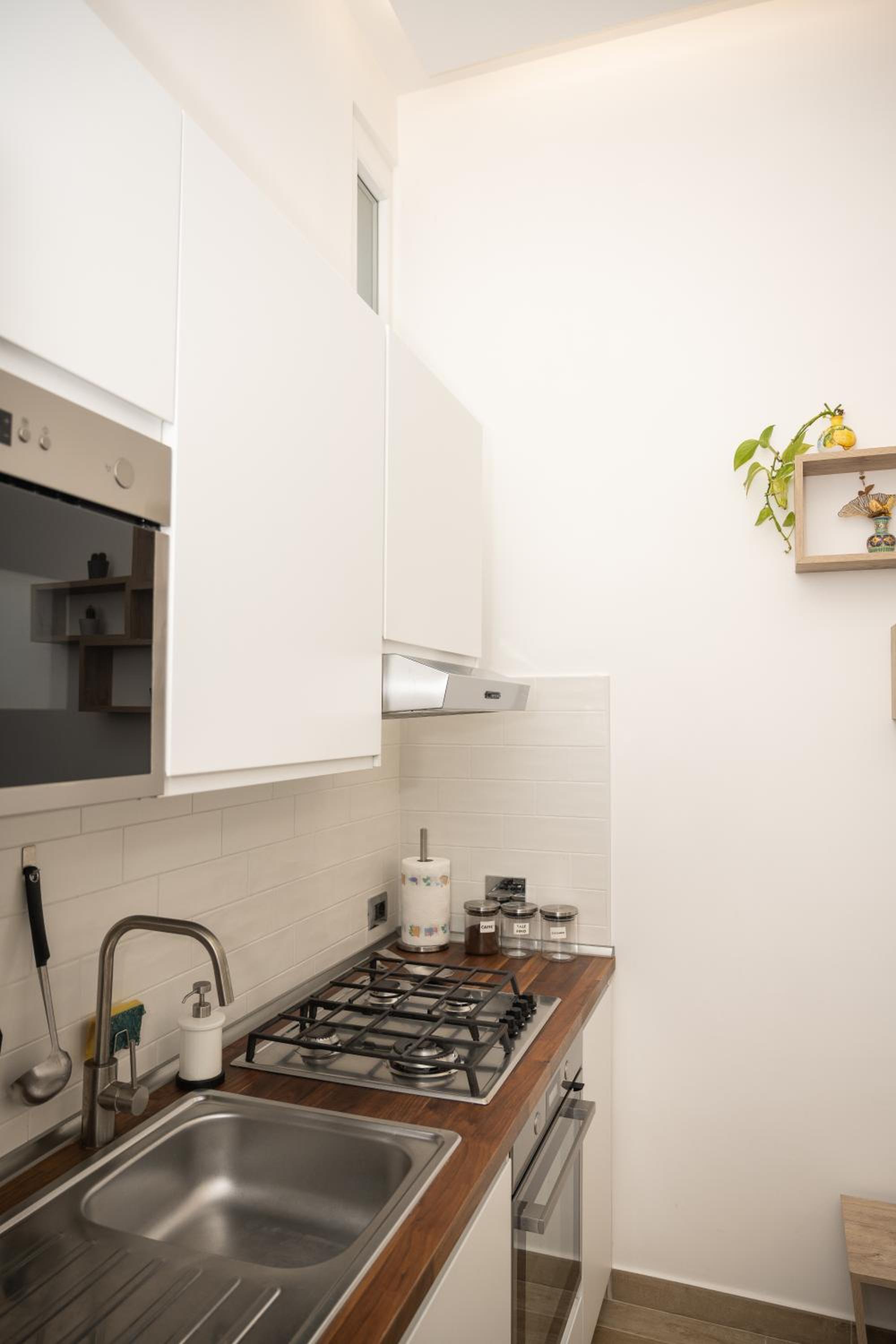 Studio Apartment