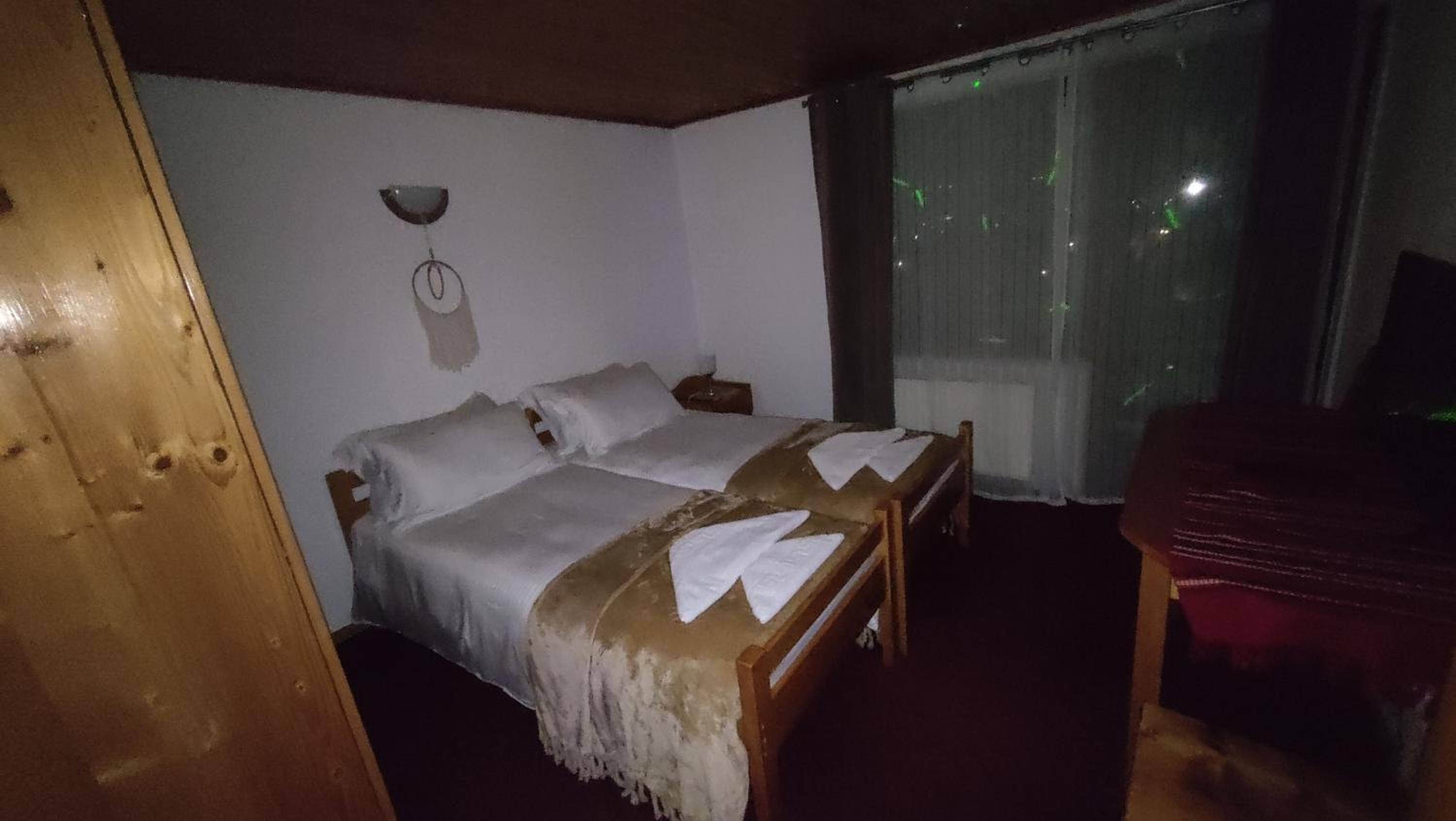 Double or Twin Room with Balcony photo 2