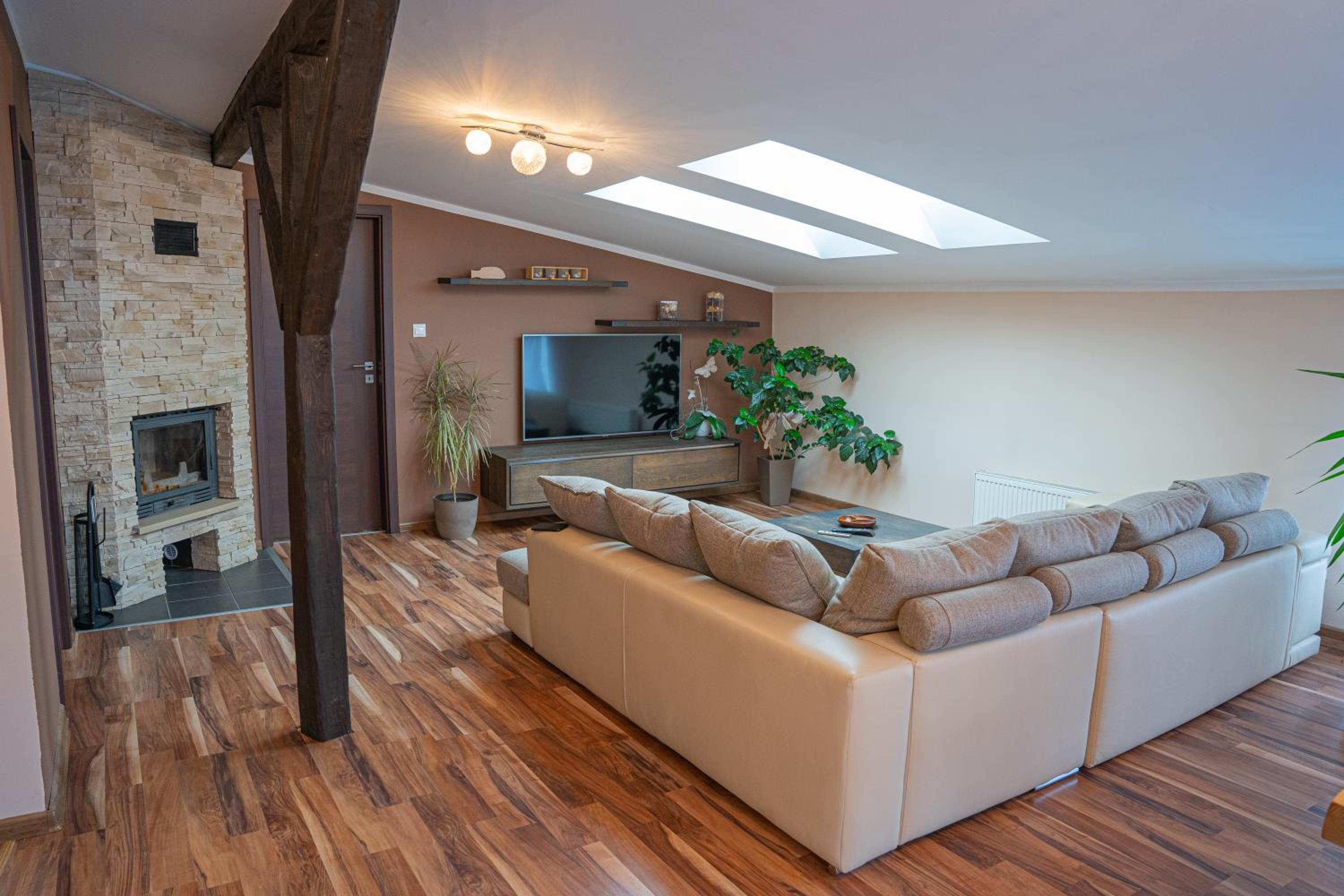 One-Bedroom Family Apartment photo 2