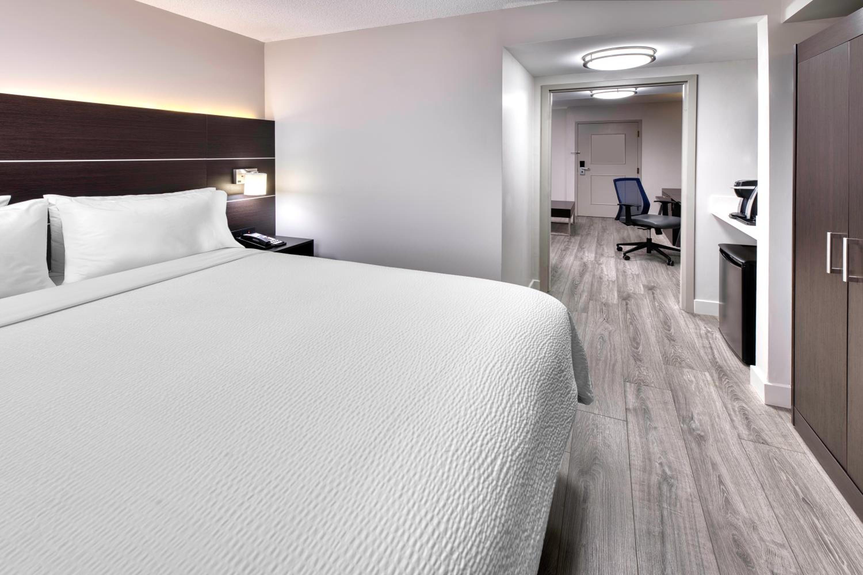 Standard Room - Photo 1