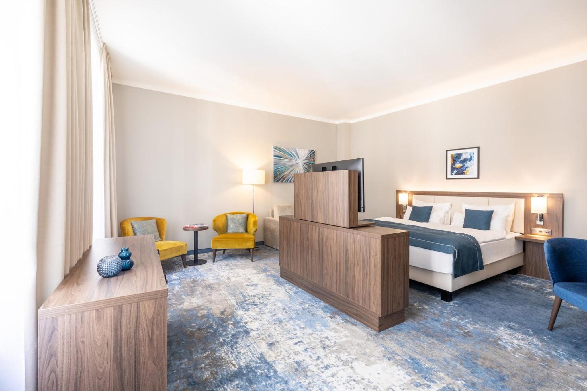 Queen Suite