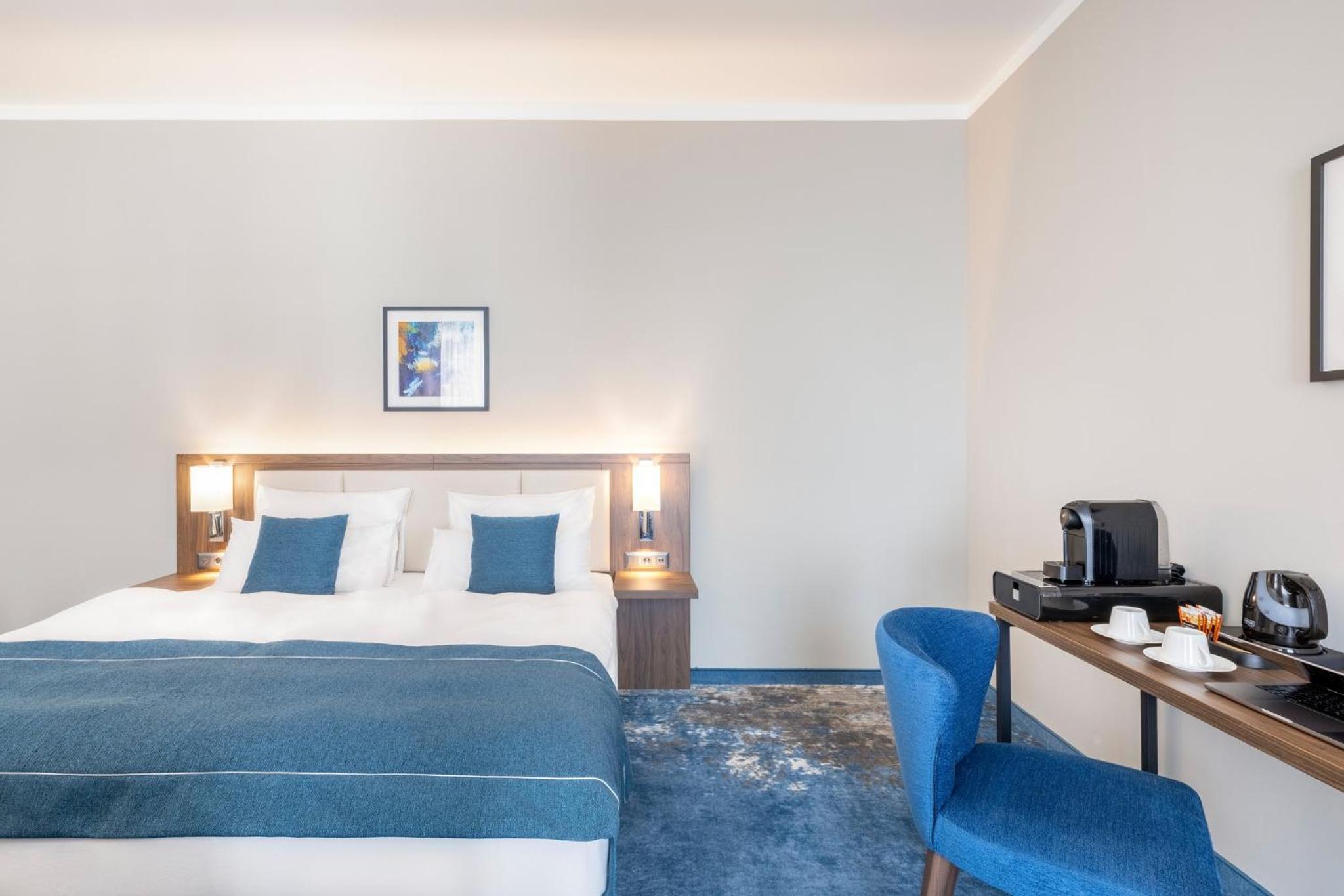 Queen Suite