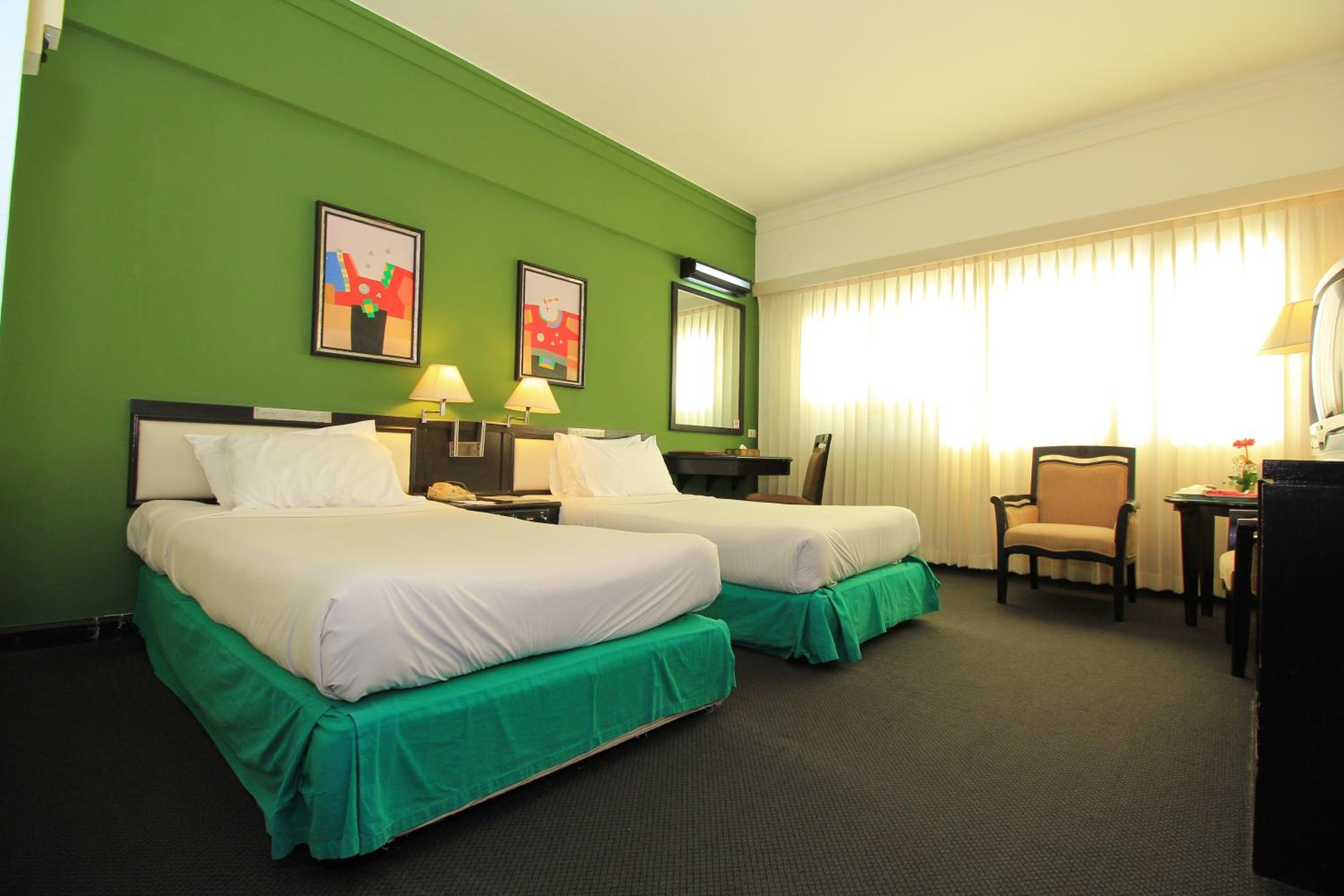 Standard Twin Room - Photo 1