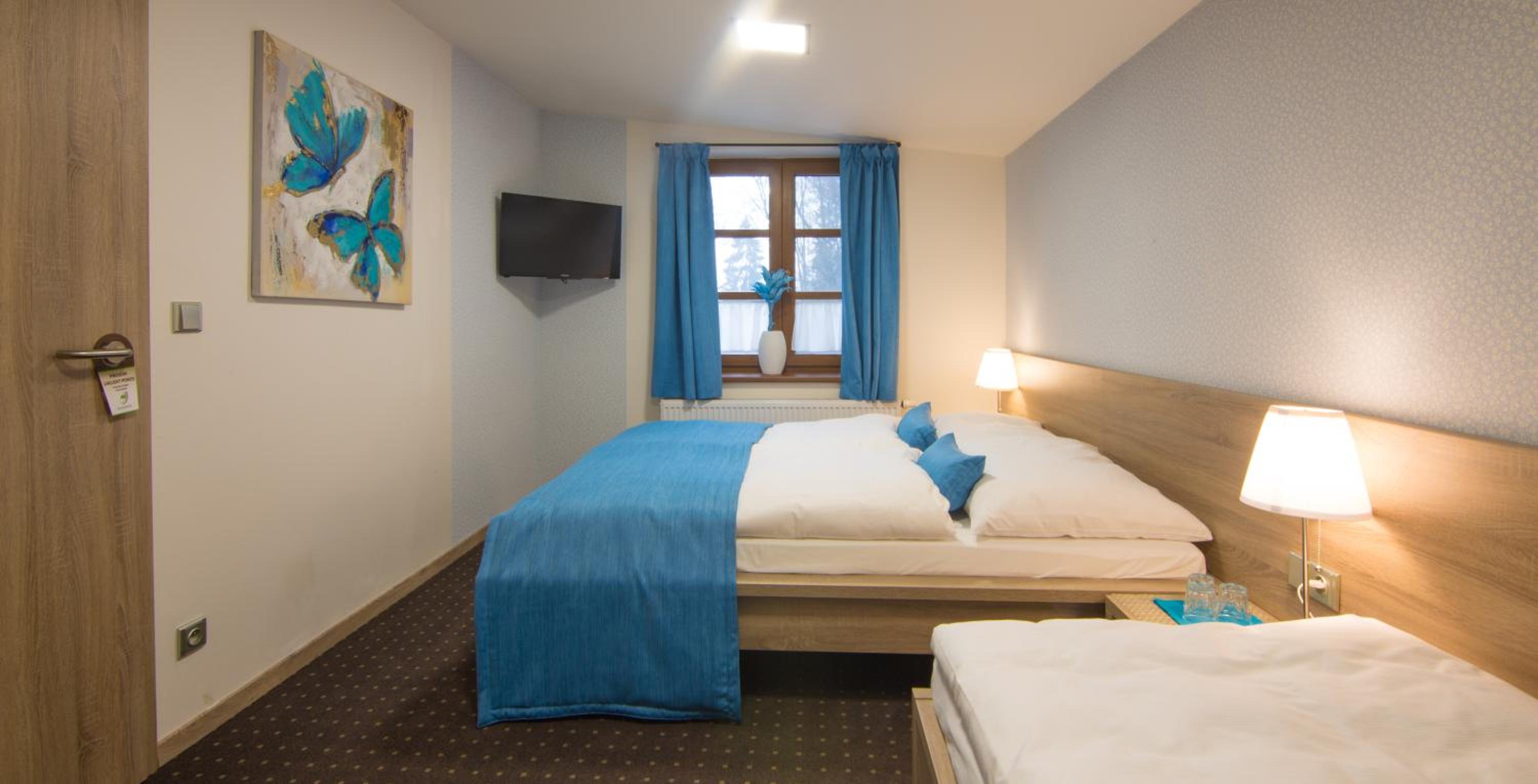 Triple Room with Bathroom photo 1