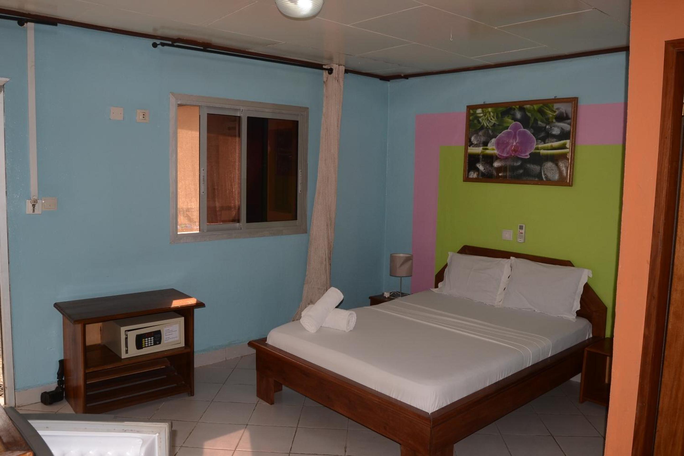 Double Room with Private Bathroom photo 2