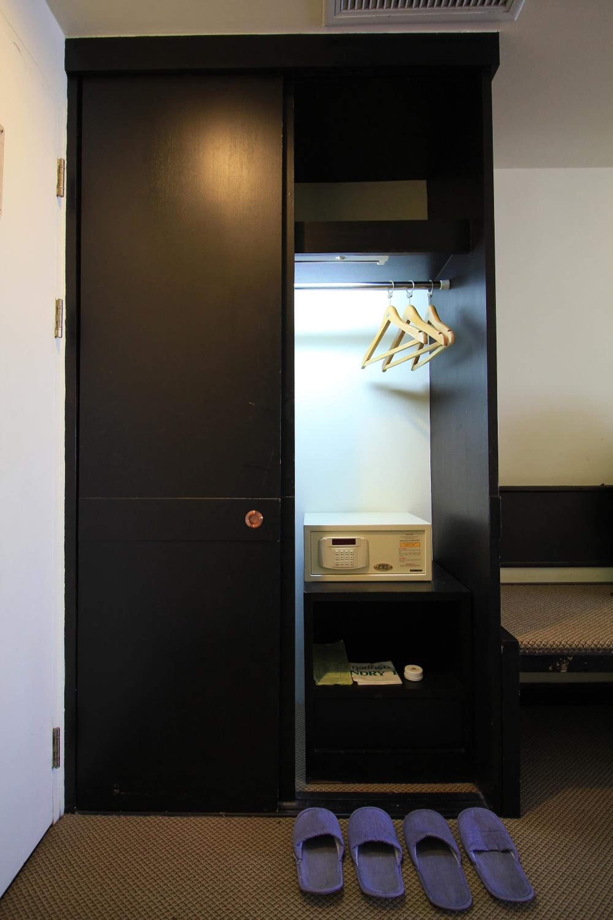 Superior Twin Room - Photo 2