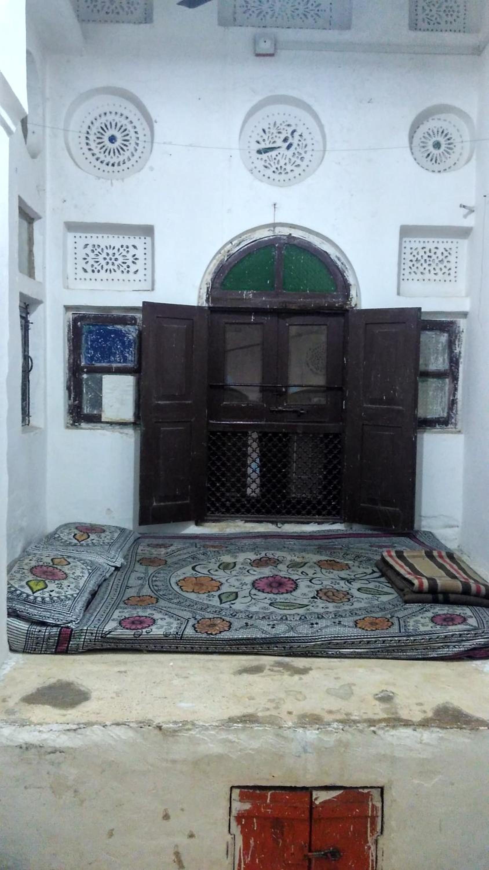 Budget Double Room - Photo 5