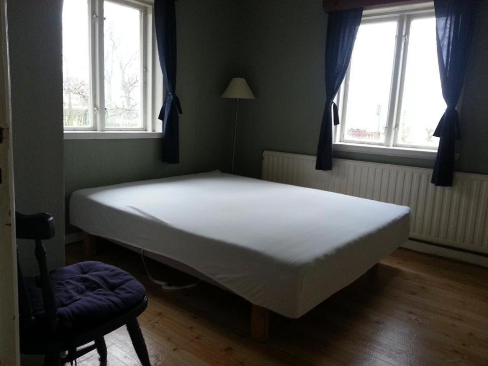 Three-Bedroom House - Photo 1