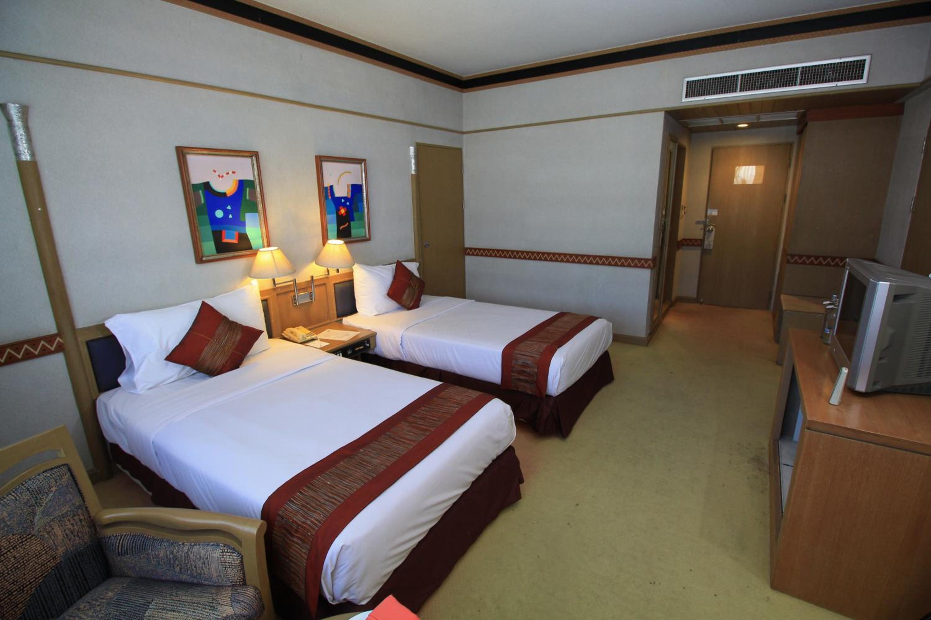 Deluxe Twin Room - Photo 2