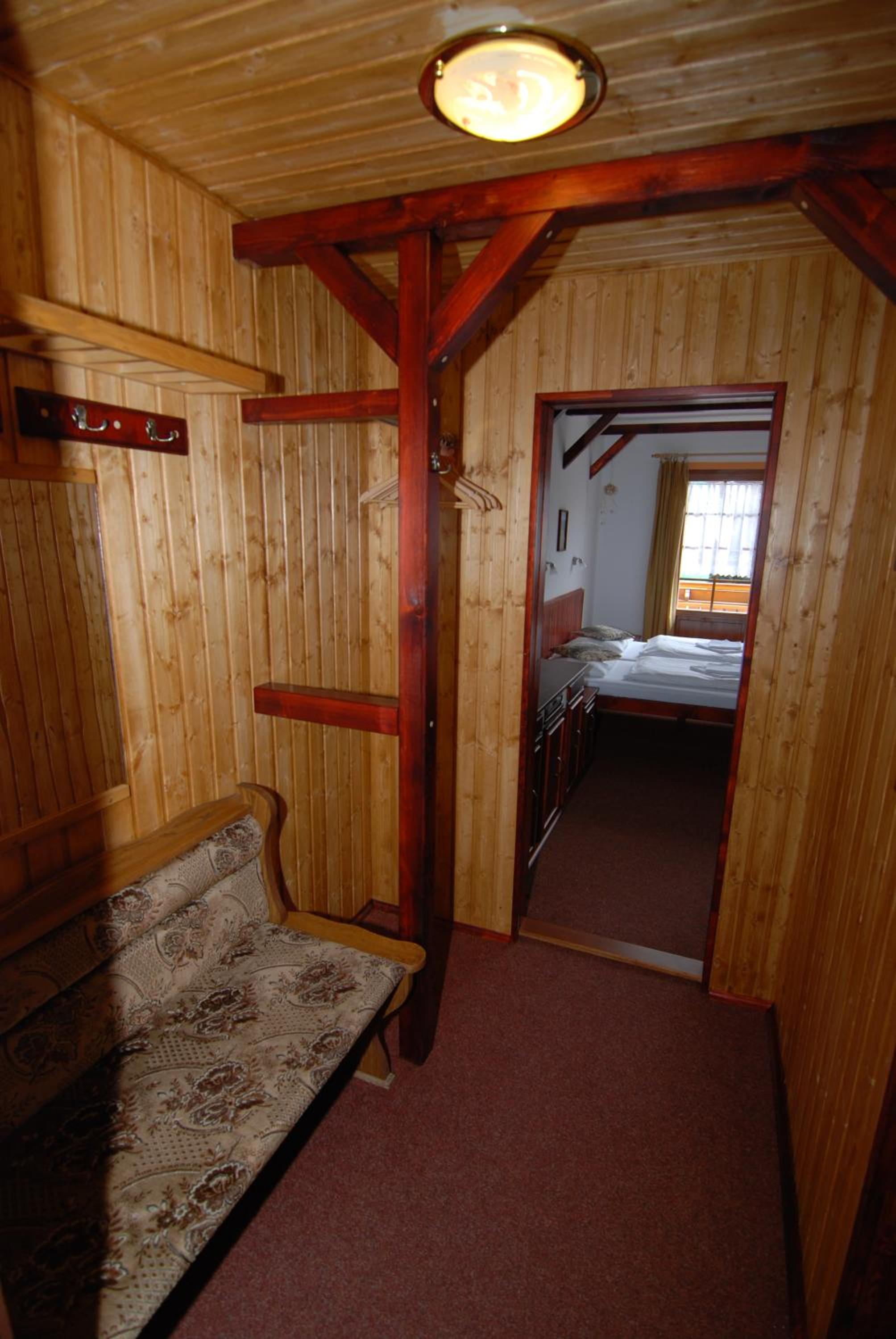 Queen Room with Balcony photo 3