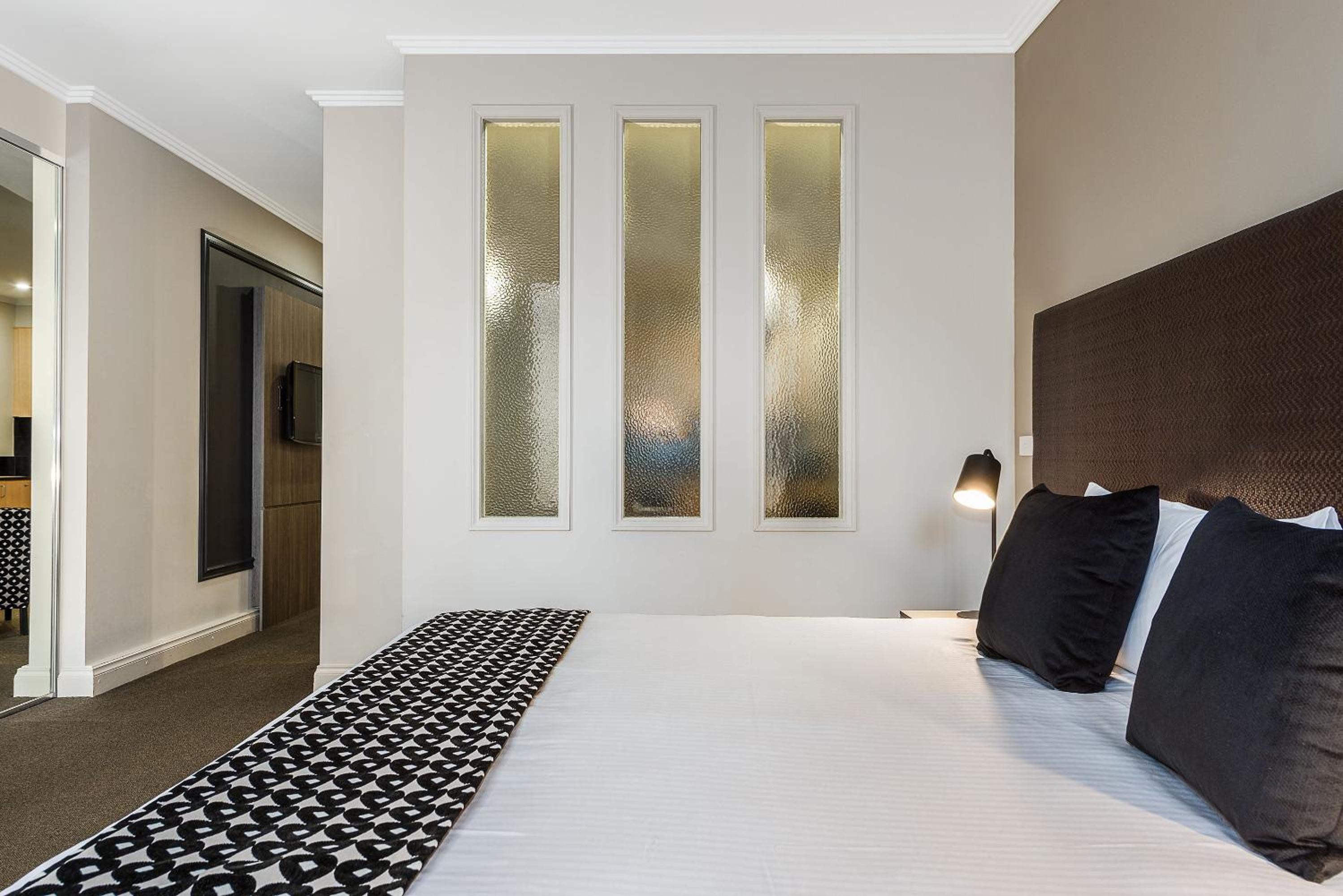 Executive Studio - Weekly Housekeeping