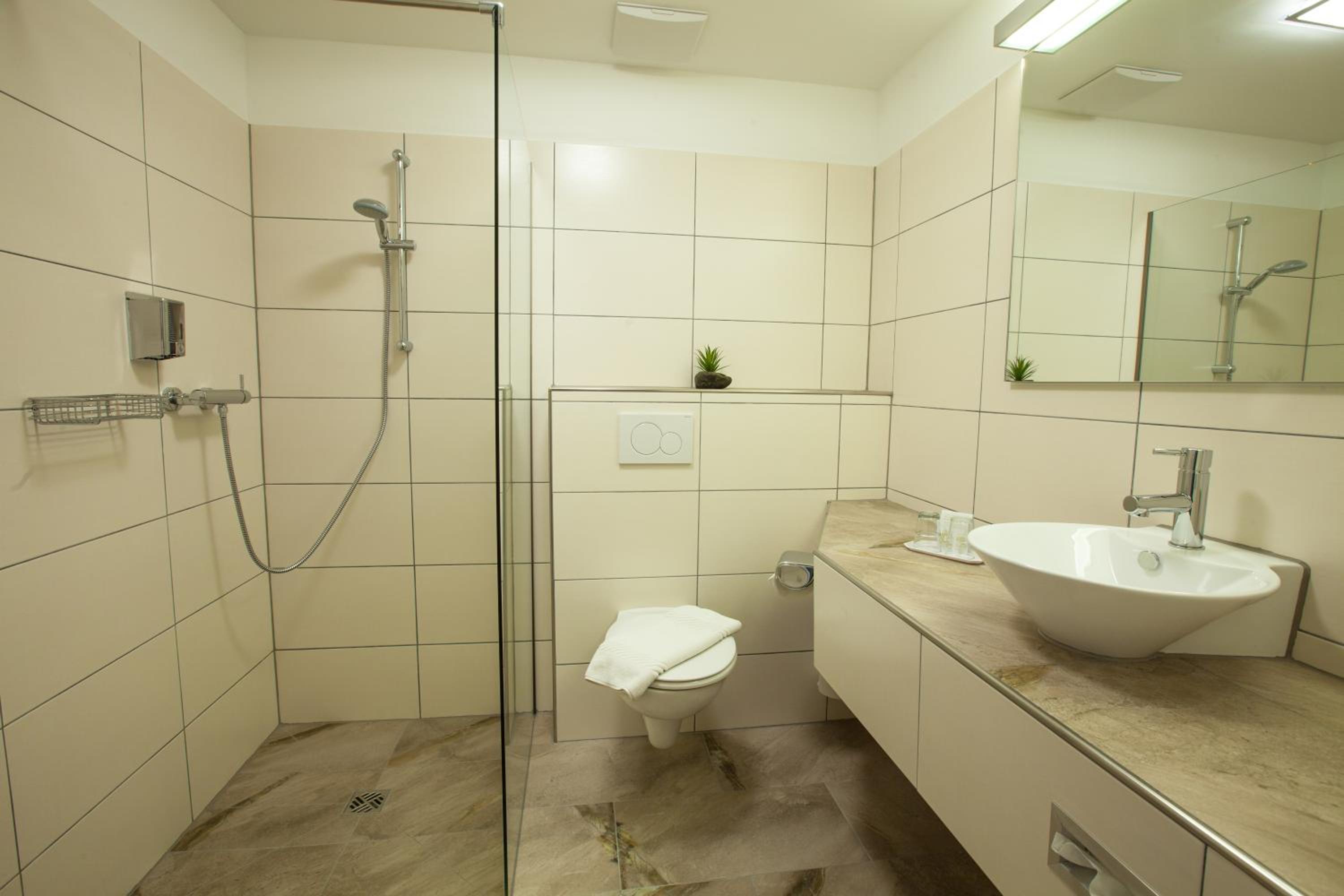 Deluxe Double Room - Photo 4