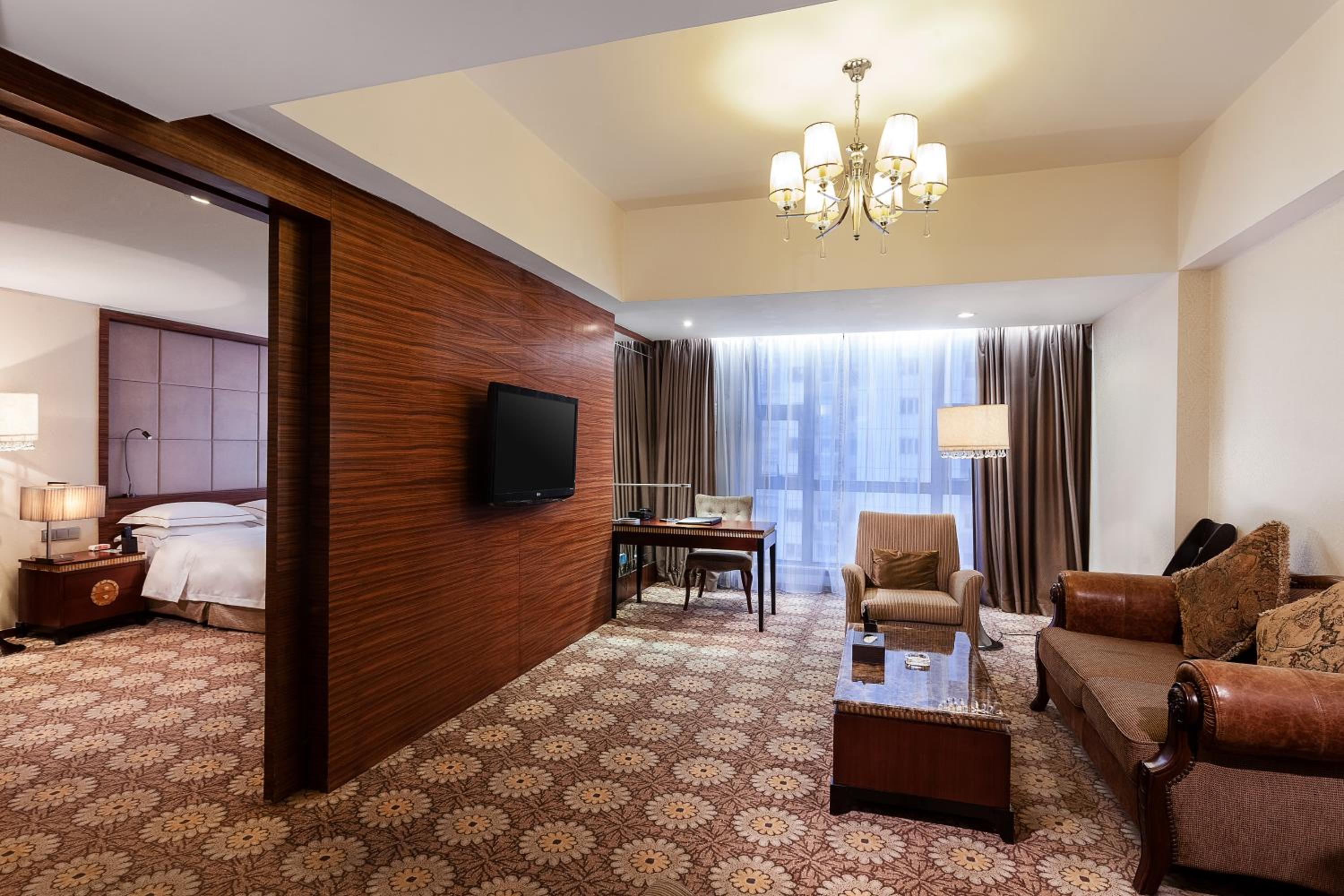 Executive Suite