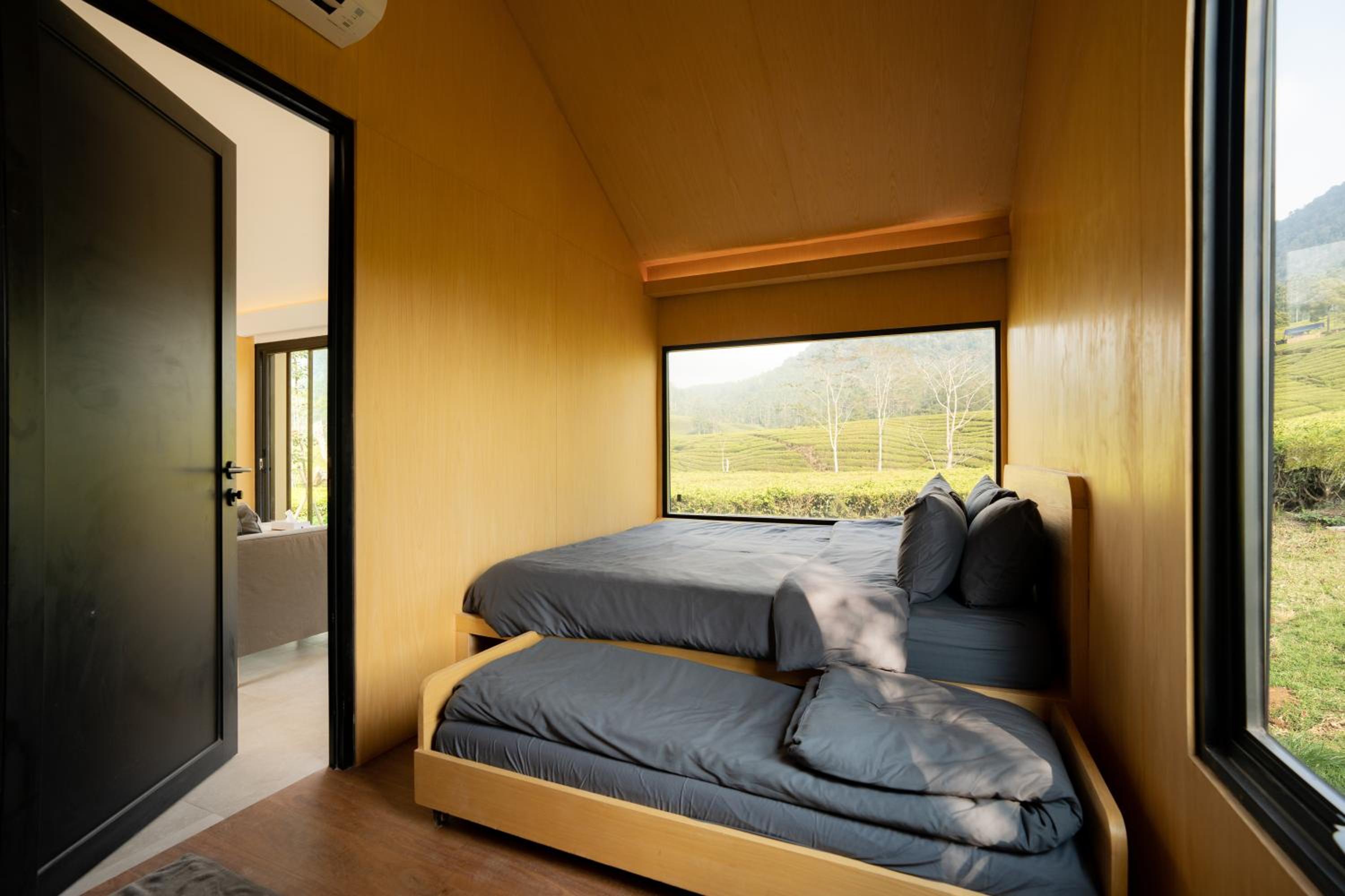 GRC Premier Cabin photo 2