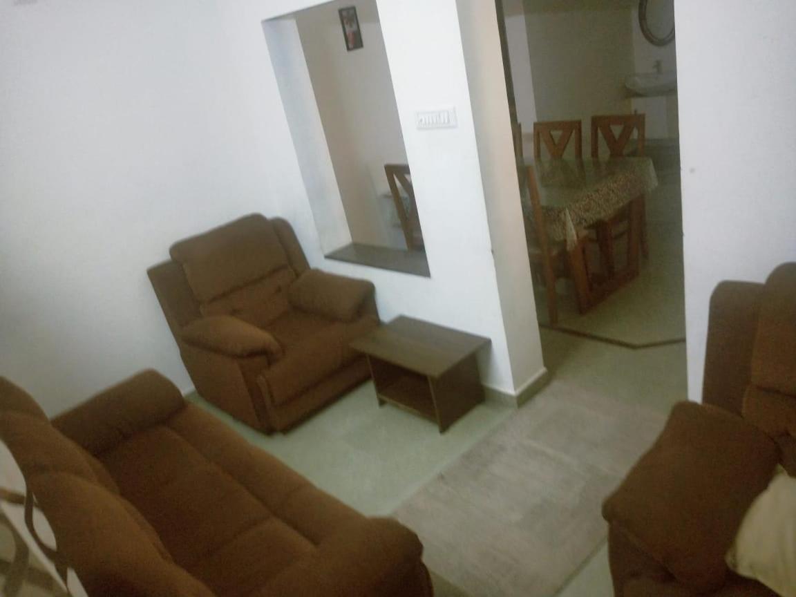 Budget Double Room photo 3