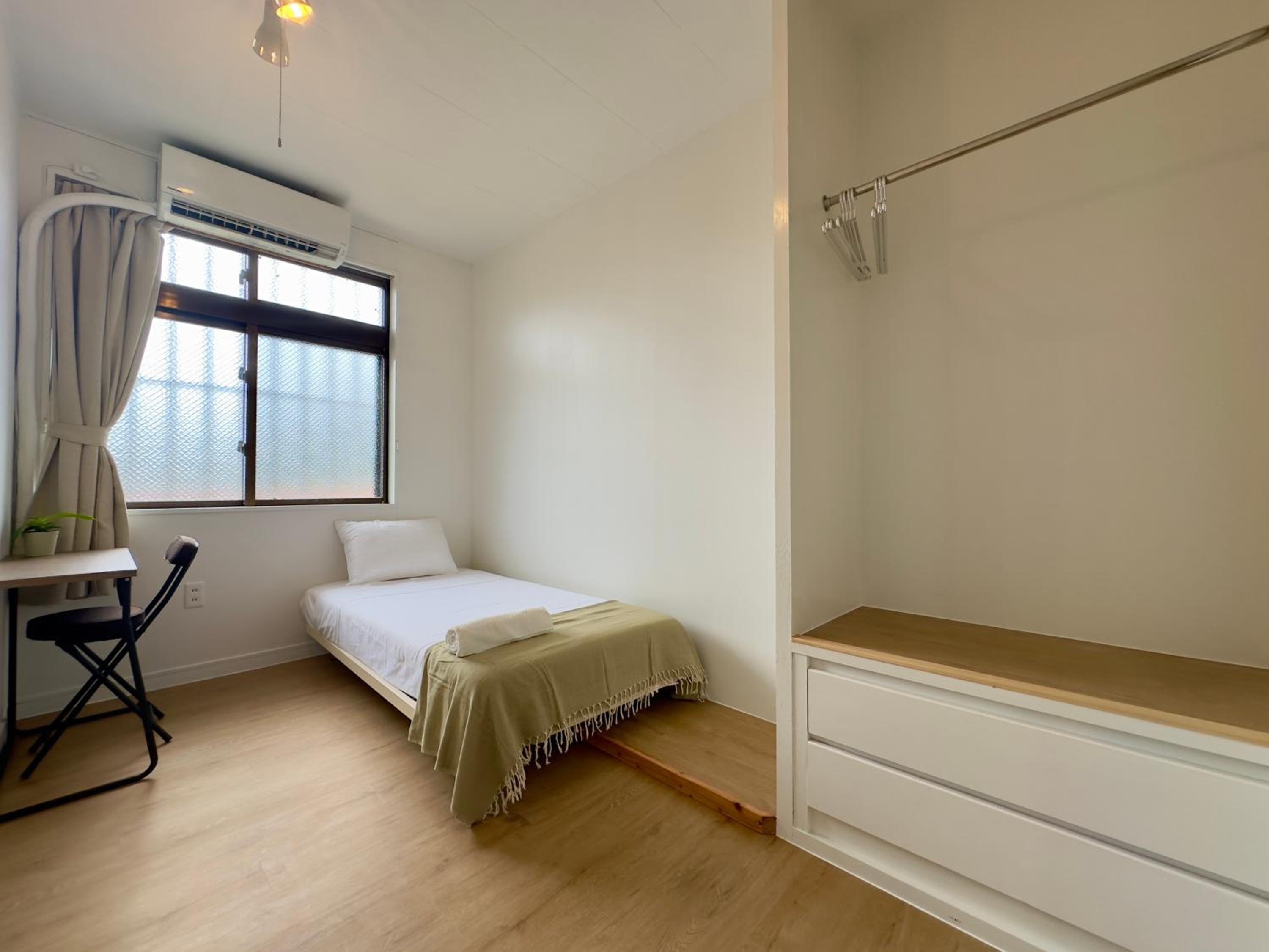Single Room photo 1
