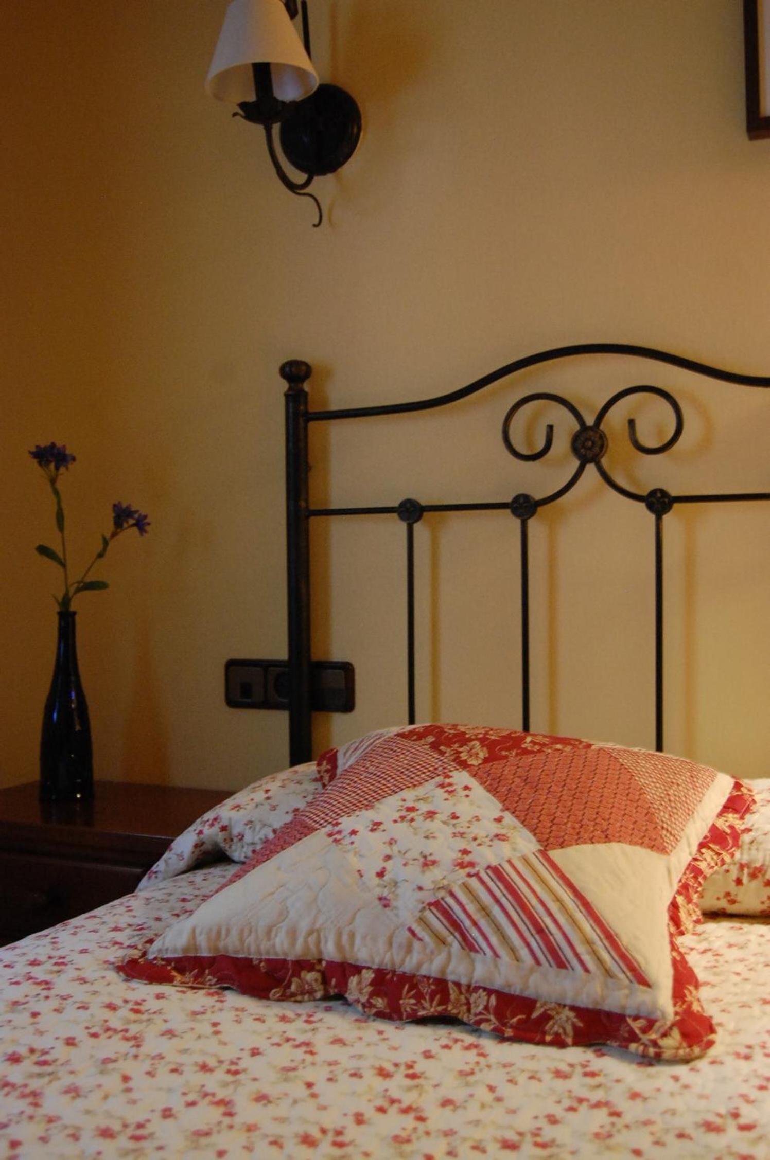 Double or Twin Room photo 3