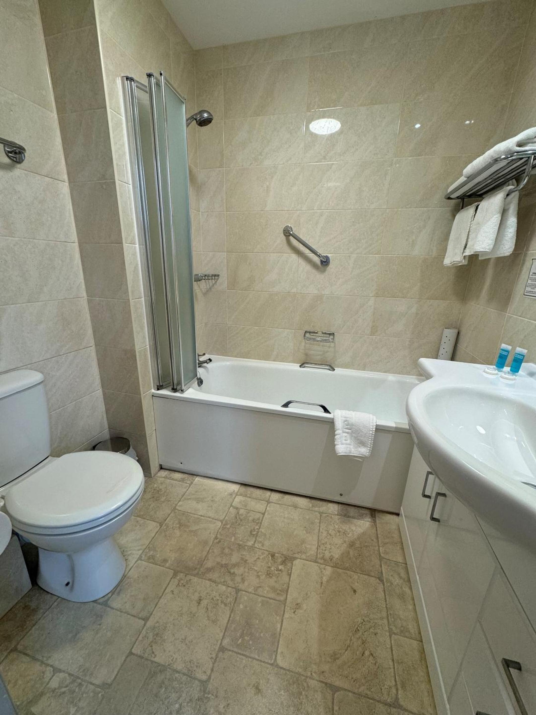 Deluxe Twin Room - Photo 1