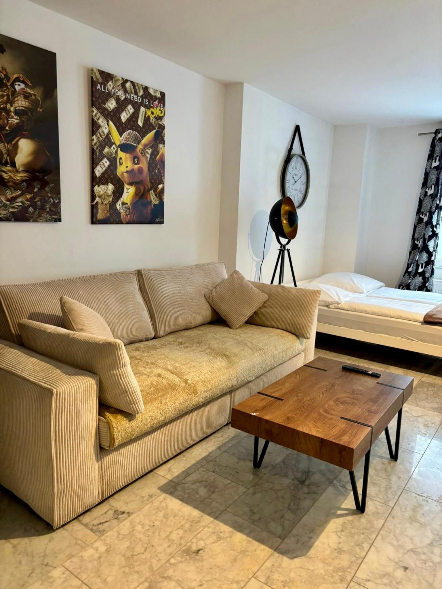 Classic Apartment - Photo 9