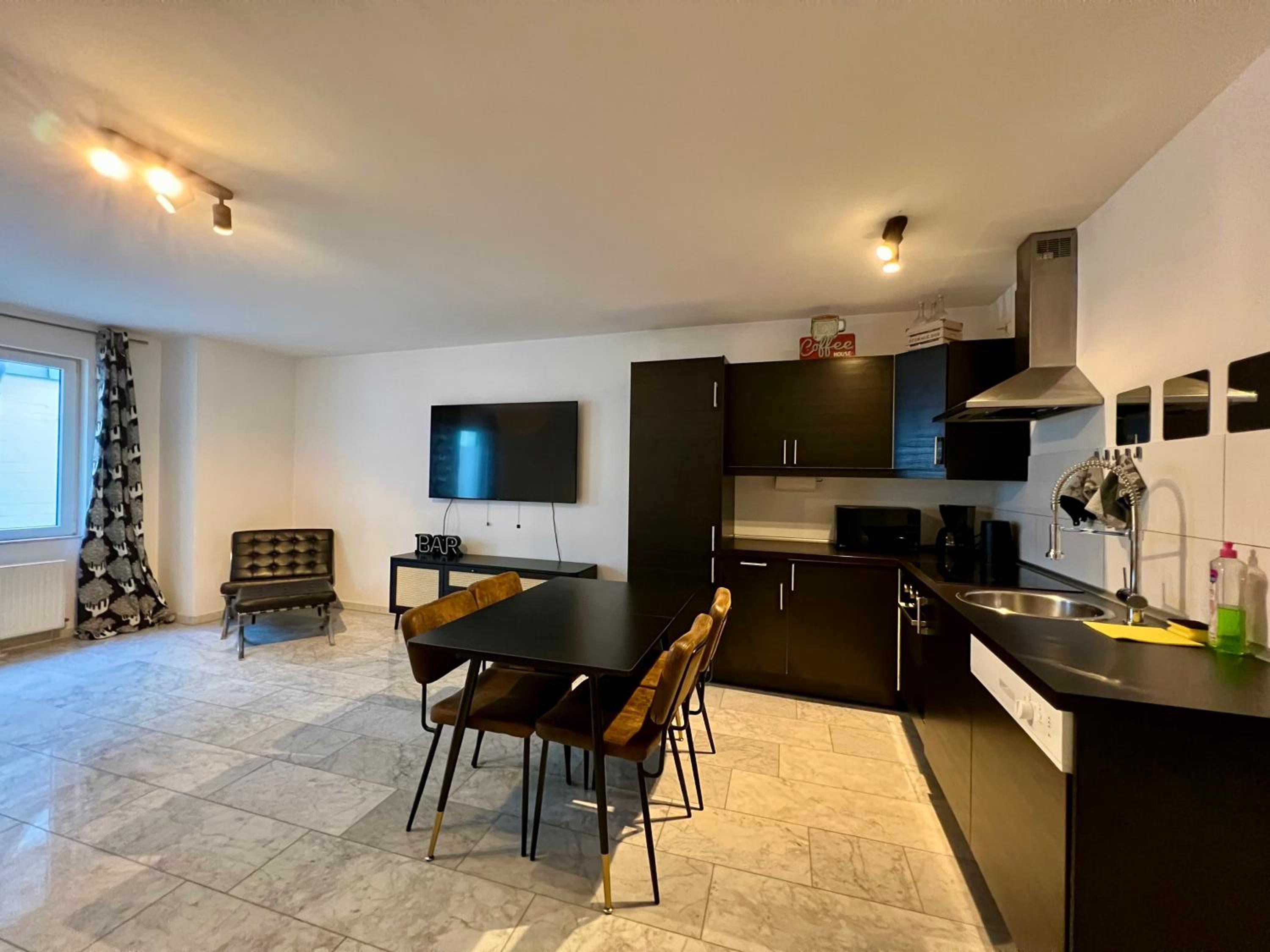 Classic Apartment - Photo 3