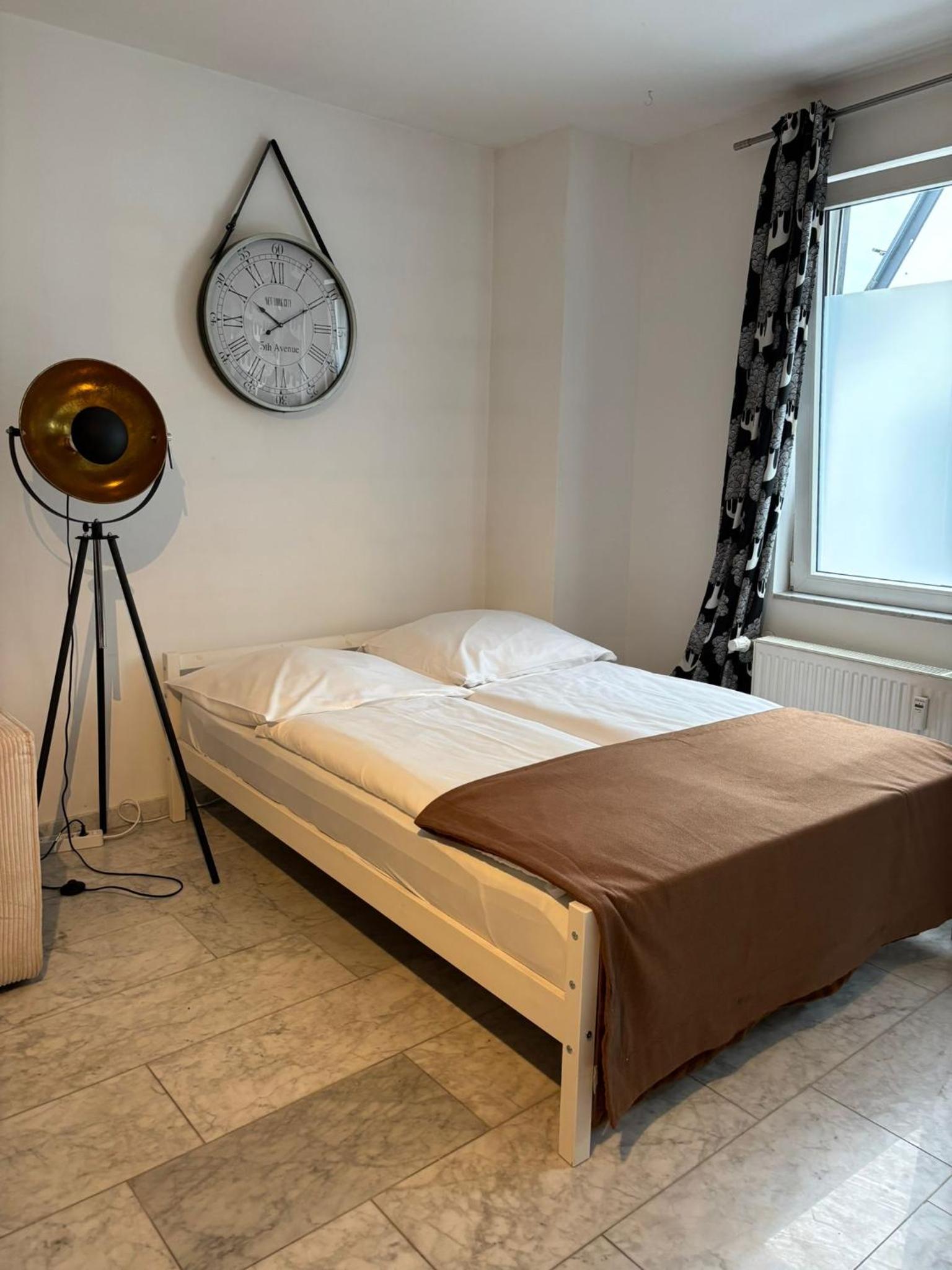 Classic Apartment - Photo 8