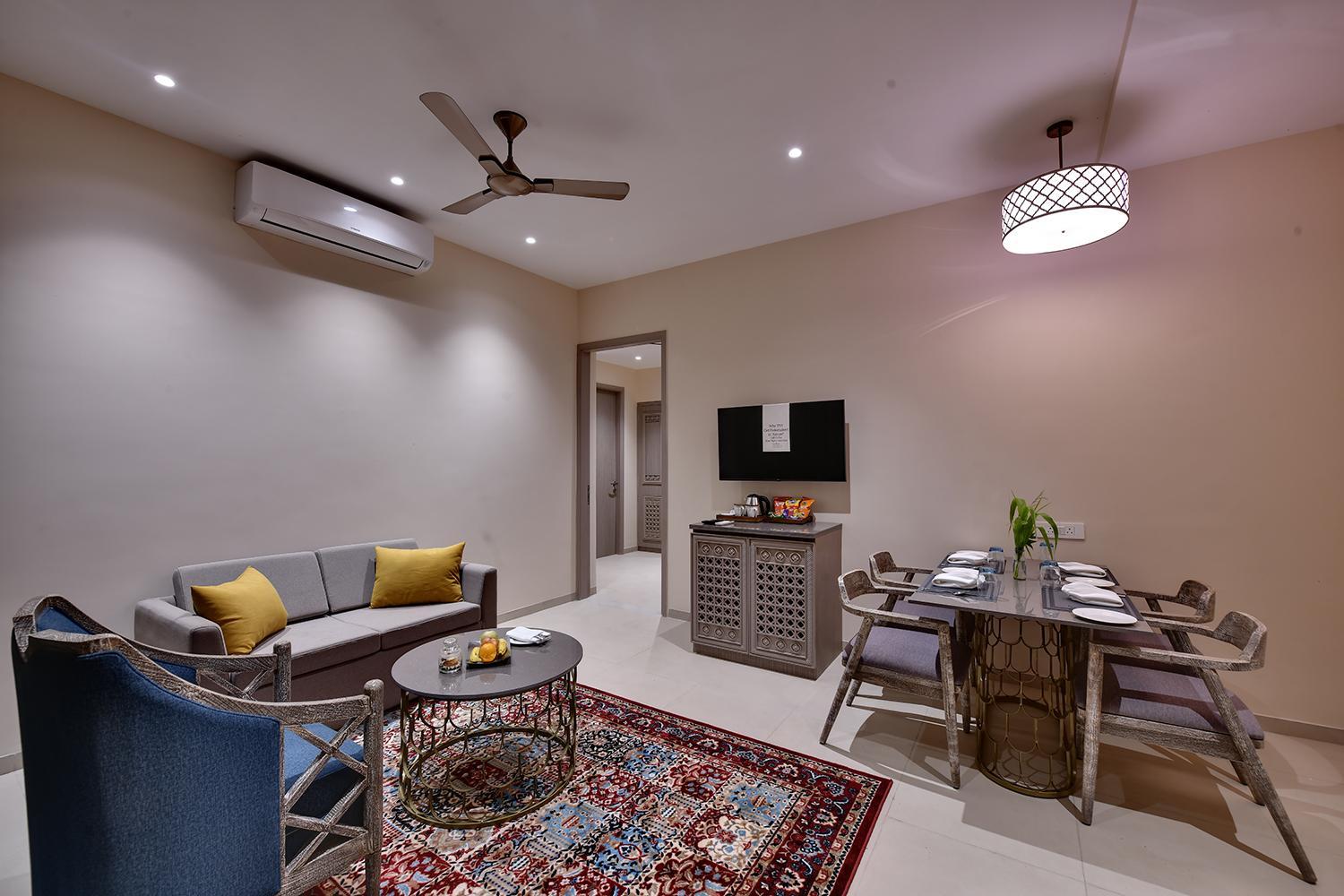  Hazel Suite Room - Photo 4
