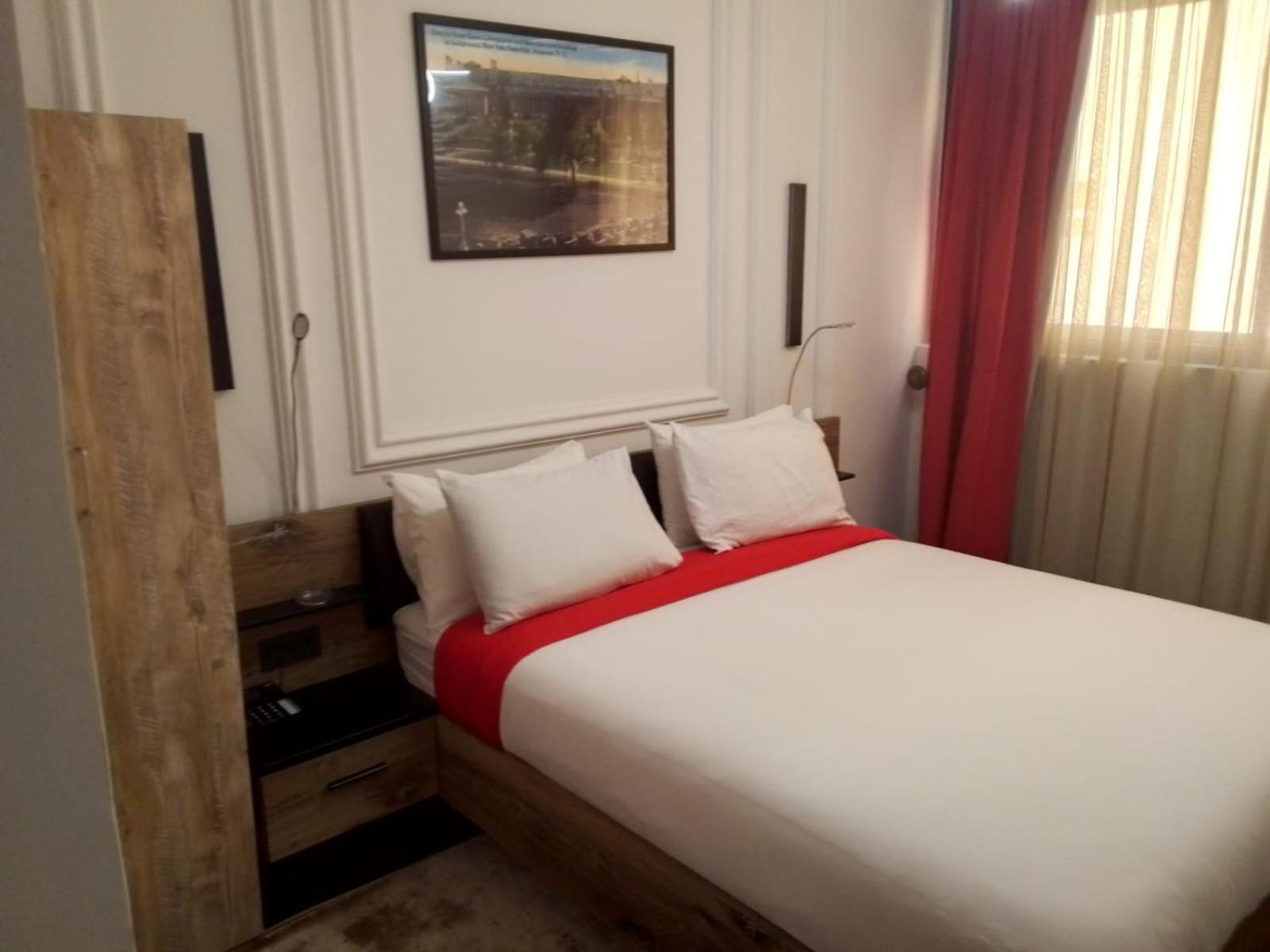 Standard Double Room photo 2