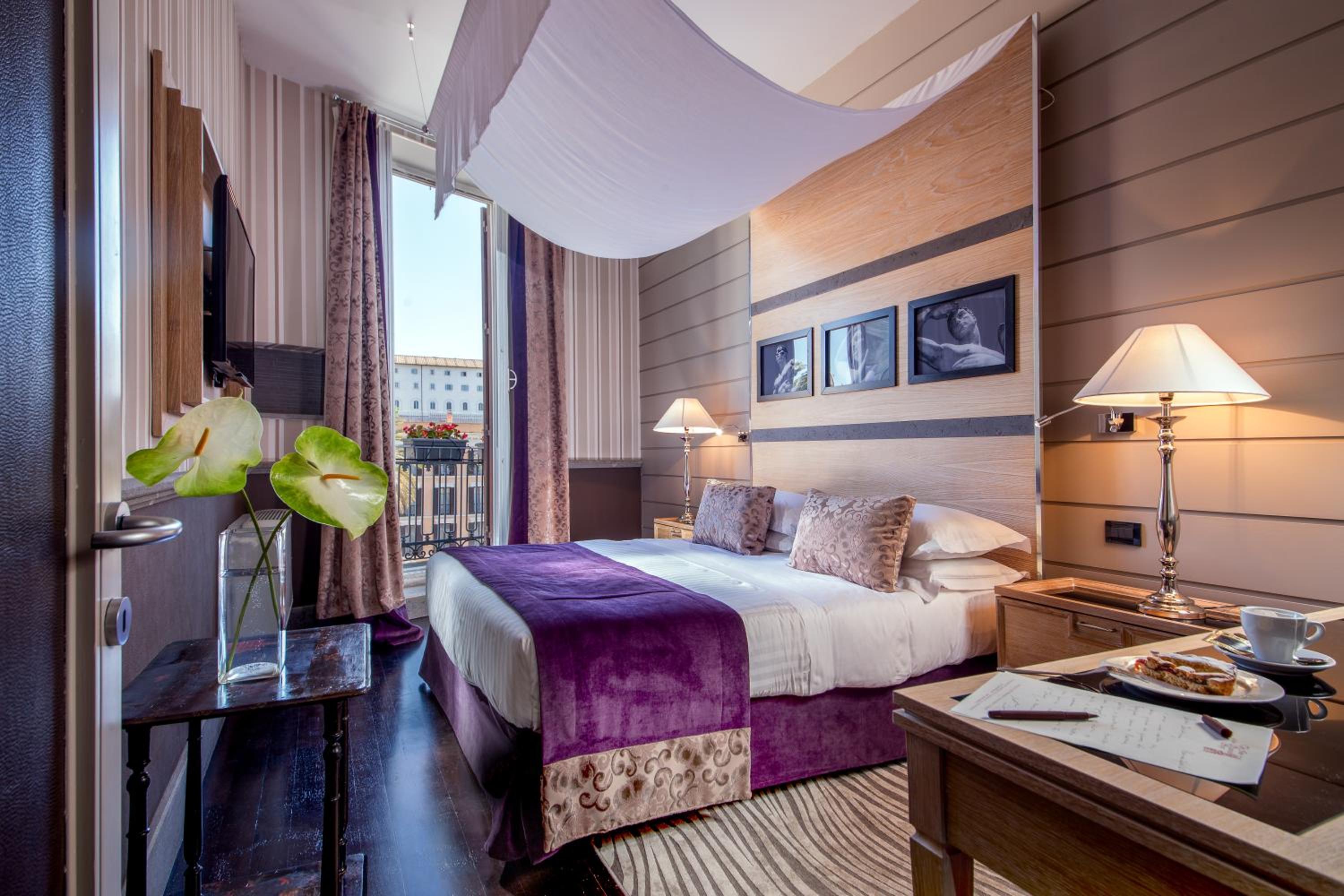 Ambassador Suite Apartment