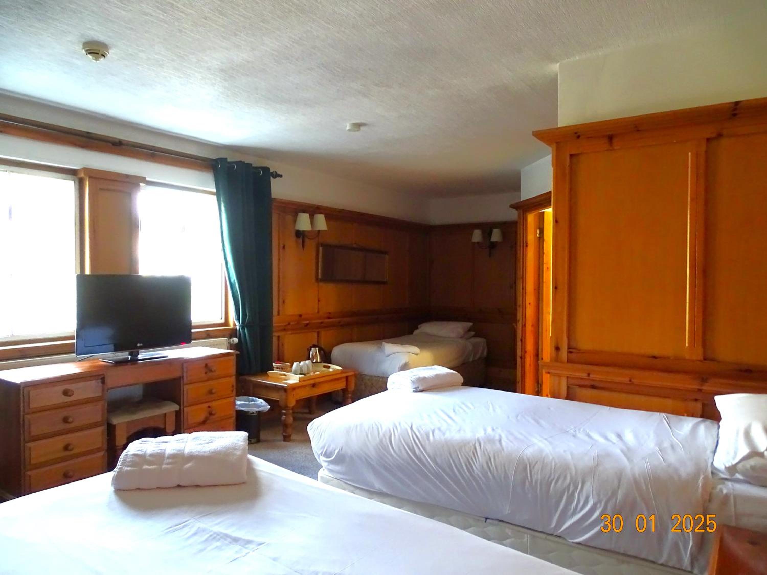 Classic Triple Room - Photo 3