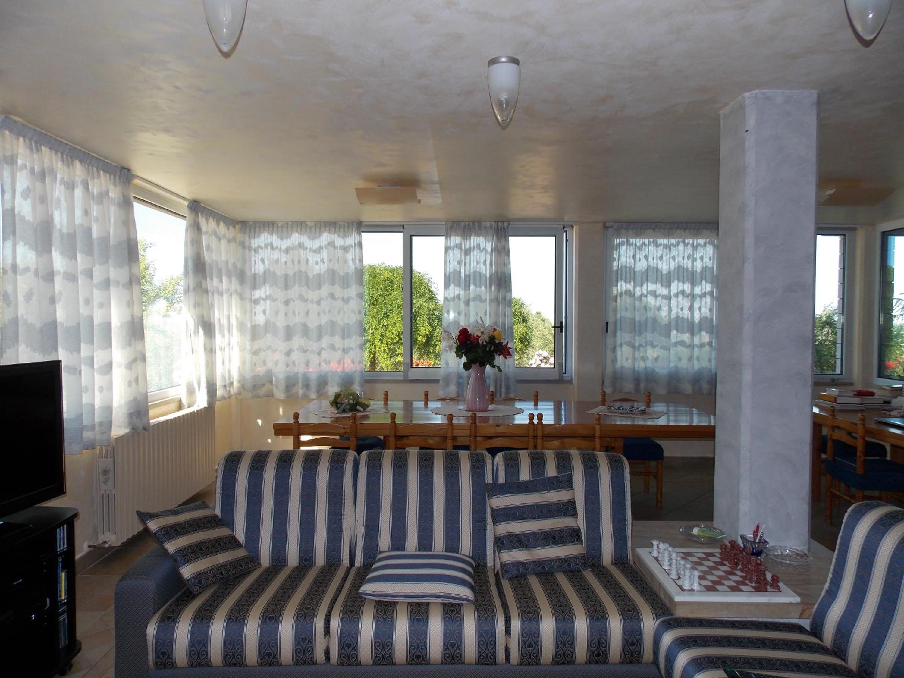 Quadruple Room - Photo 4